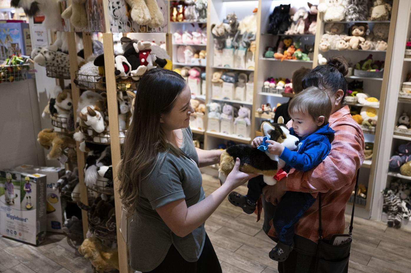 6 spots for last-minute gift shopping around Colorado