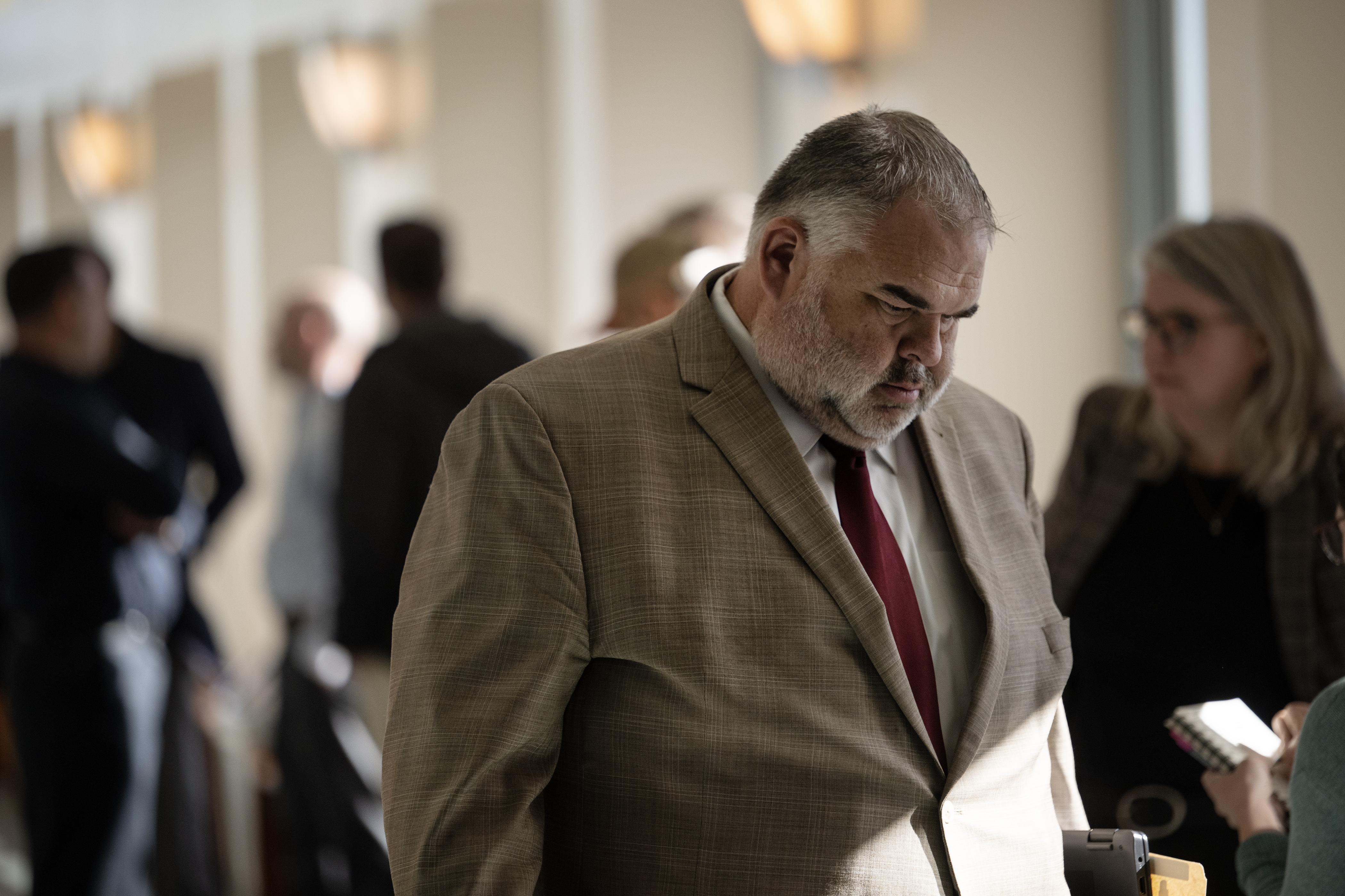 FILE PHOTO: Defense attorney David Goddard leaves the courtroom during a lunch break in the trial of paramedics Jeremy Cooper and Peter Cichuniec in the 2019 death of Elijah McClain, on Wednesday, Nov. 29, 2023, at the Adams County Court in in Brighton, Colo. (Timothy Hurst/Denver Gazette) (TimHursttim.hurst@gazette.comhttps://secure.gravatar.com/avatar/aca82bd62b4ee425c598527cd6faa1b1?d=mm&r=g)