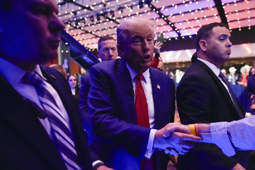 Raskin demands Trump pay back $7.8 million from foreign governments: ‘Stunning violation’