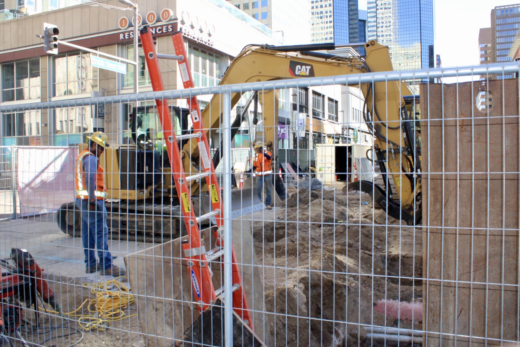 16th Street Mall funding, immigration service contracts up for Denver City Council vote