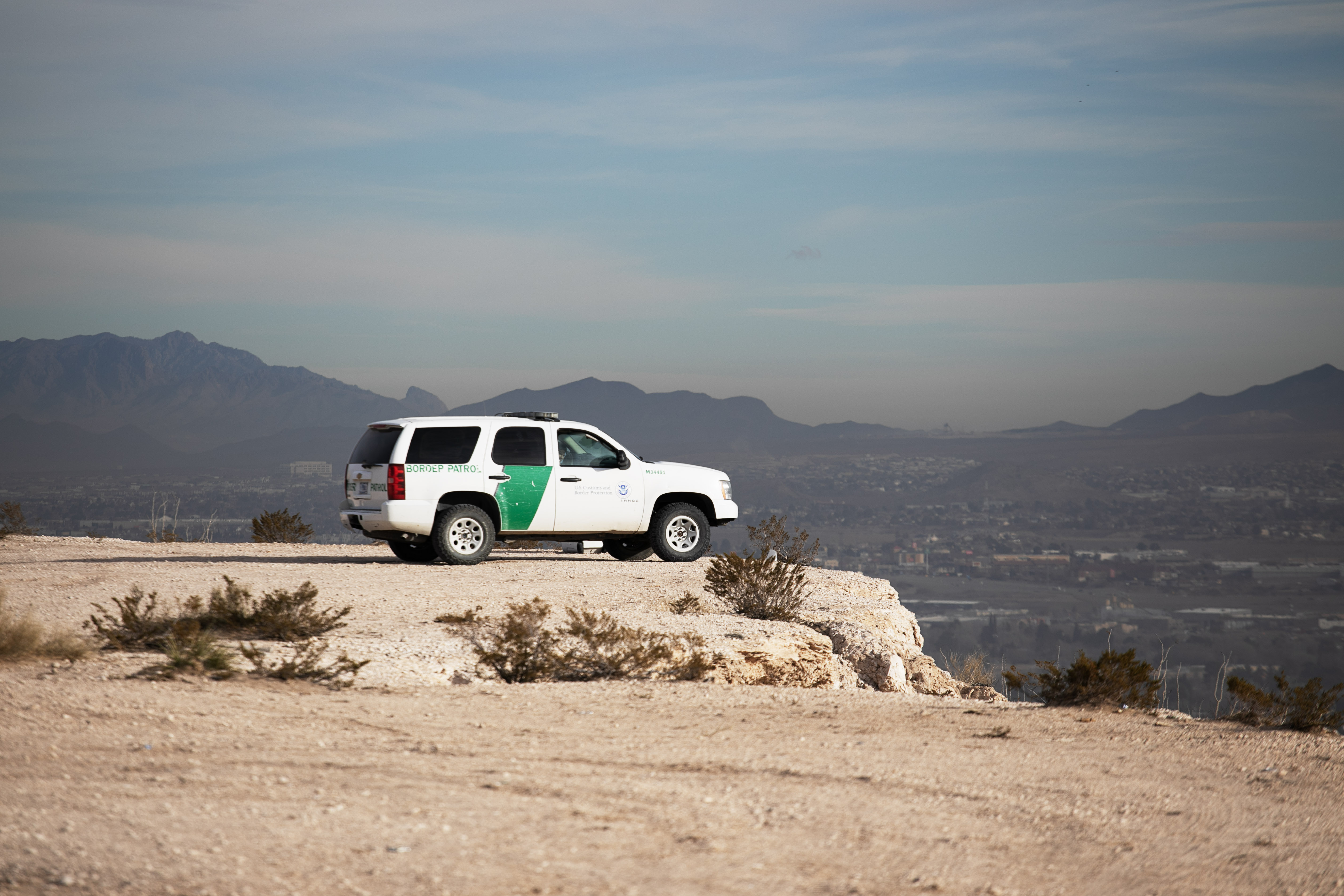 A Border Patrol agent sits in a parked vehicle overlooking a valley where immigrants have crossed from Juarez, Mexico in recent years. on Thursday, Feb. 1, 2024. (Tom Hellauer, The Gazette) (TomHellauerMultimedia Producertom.hellauer@denvergazette.comhttps://denvergazette.com/content/tncms/avatars/f/9e/622/f9e6228a-3b6b-11ed-bf10-fbb71fa8e421.f54b911252c540f1d61709edc4727a39.png)
