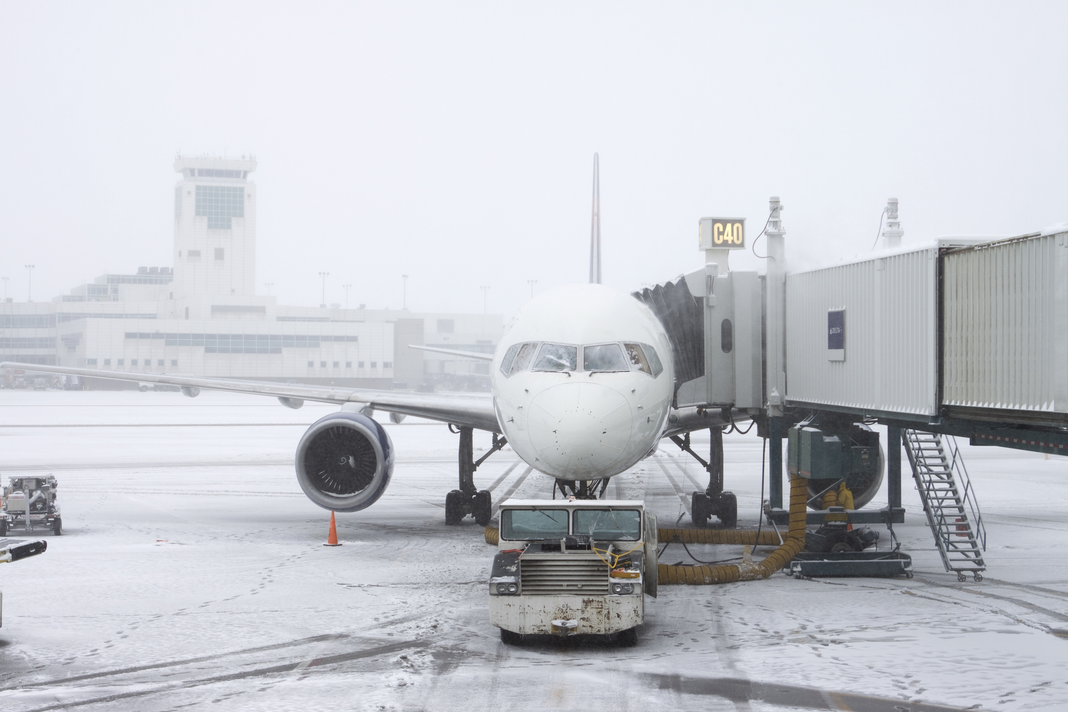 DIA sees over 80 flights delayed and cancelled Saturday, over 800 Friday night