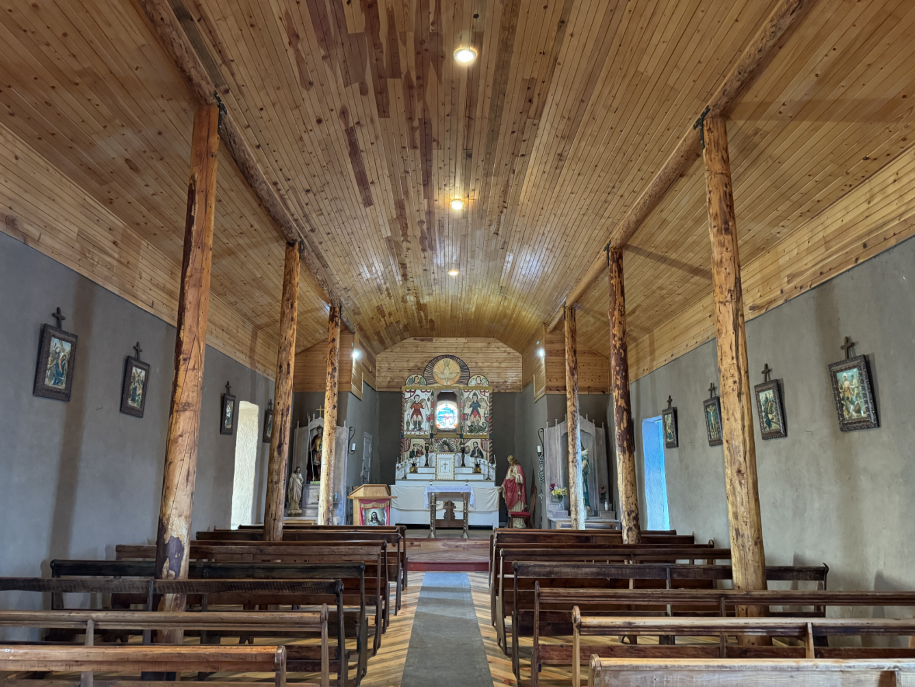 Capilla de Viejo San Acacio Interior. Photo provided by Colorado Preservation, Inc.