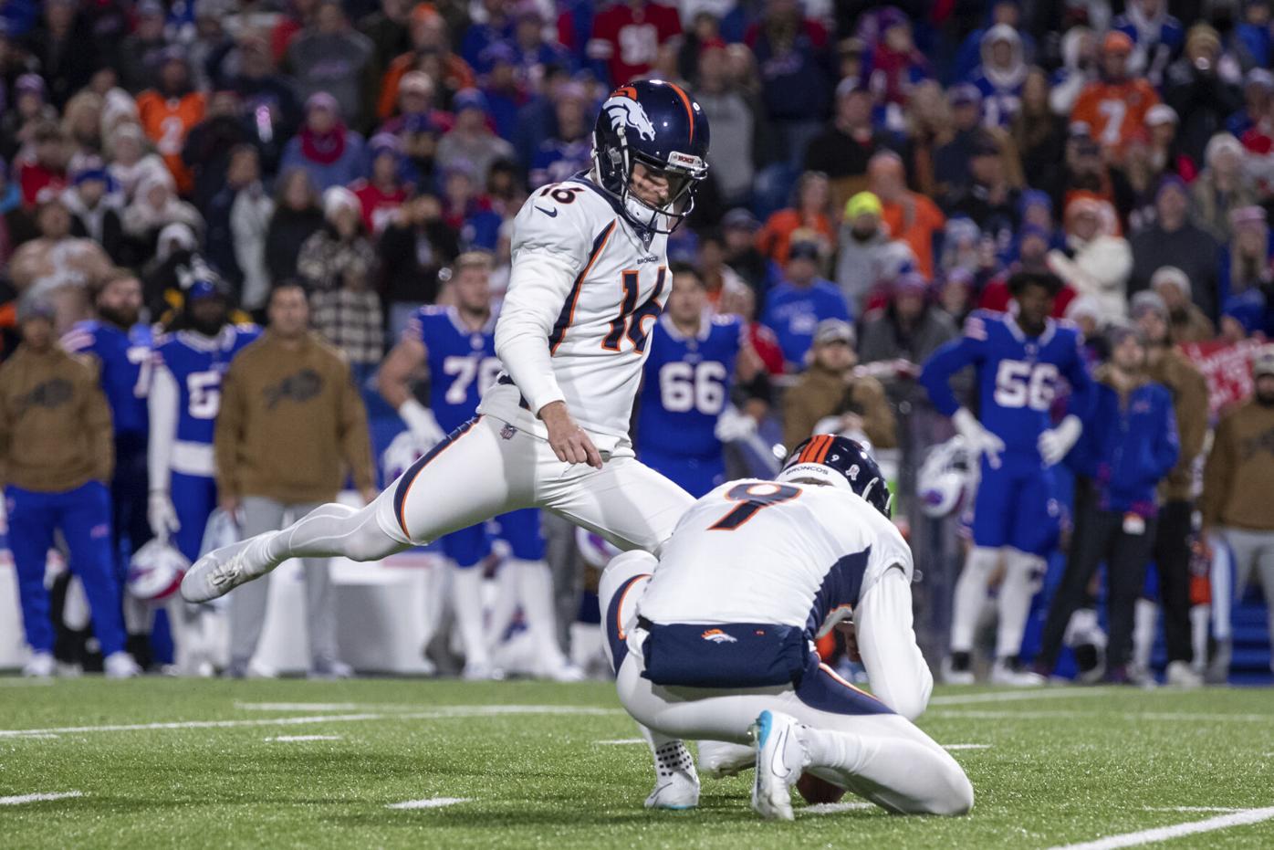 Broncos Bills Football