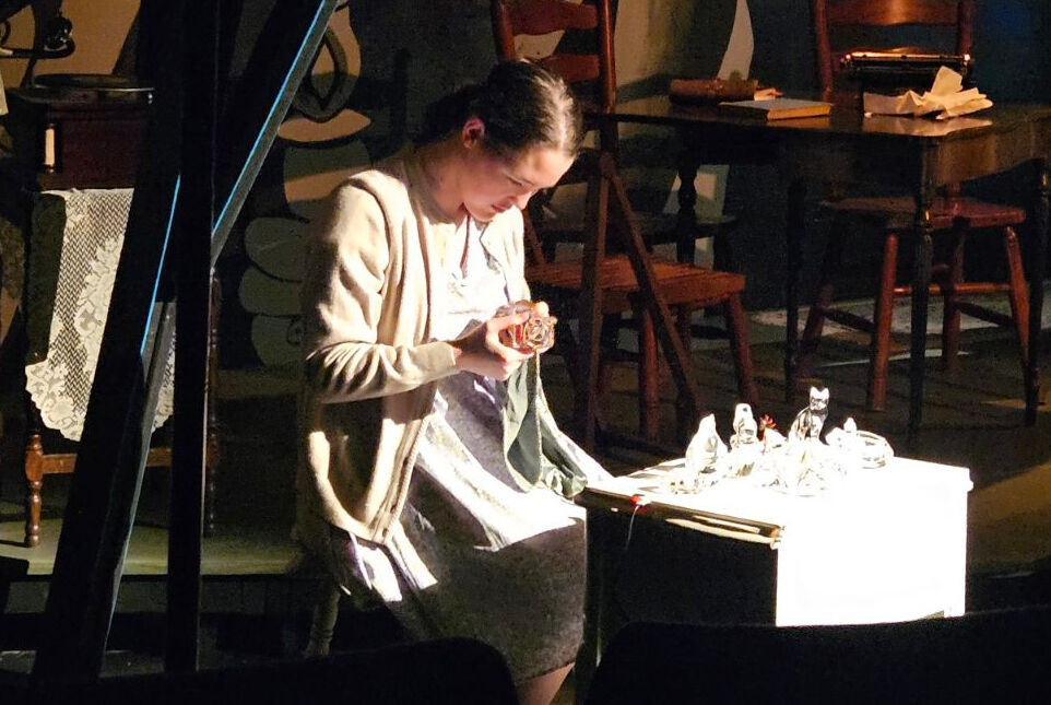Vintage Theatre The Glass Menagerie