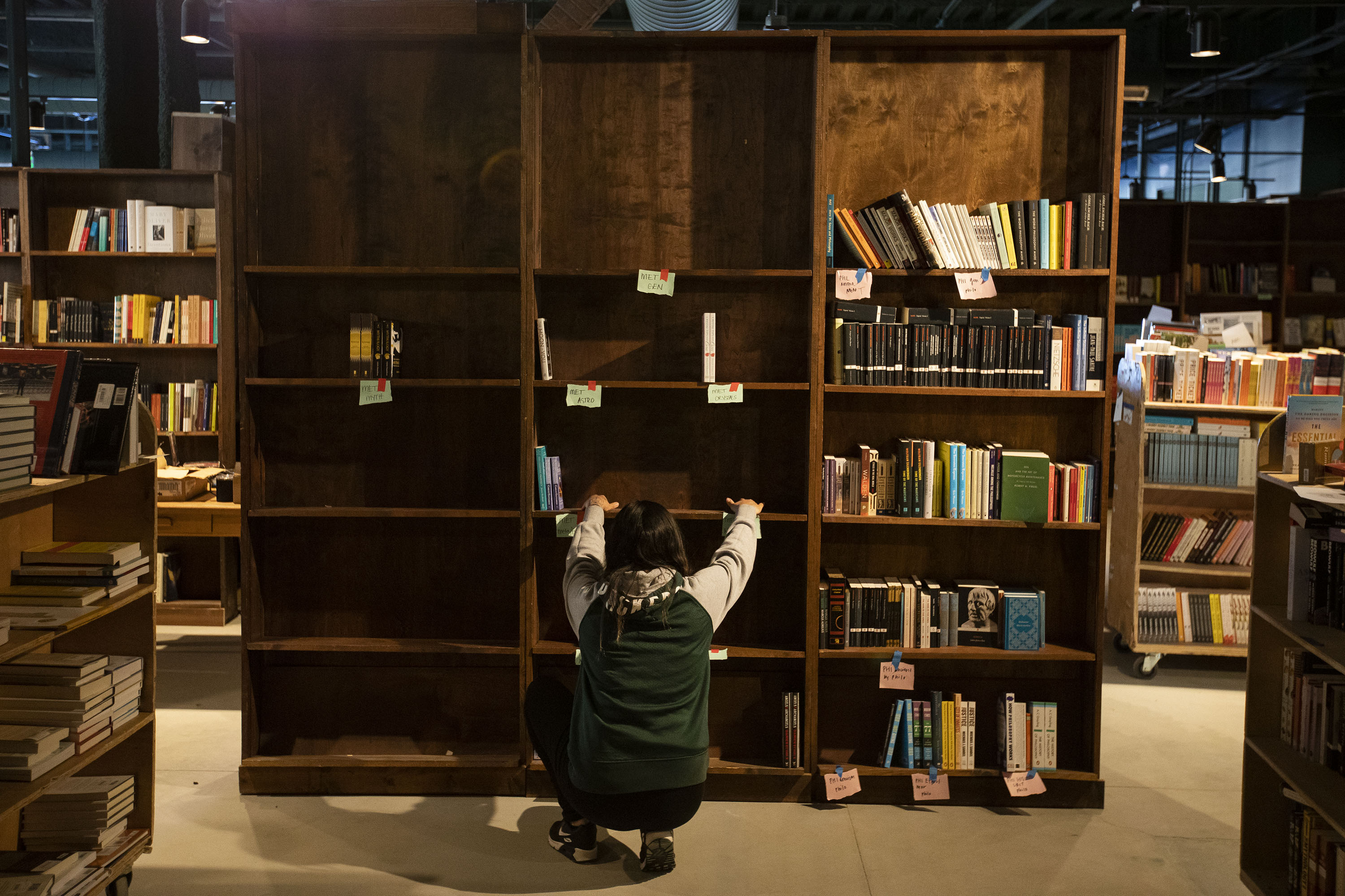 Tattered Cover bookstore seeks buyer after bankruptcy