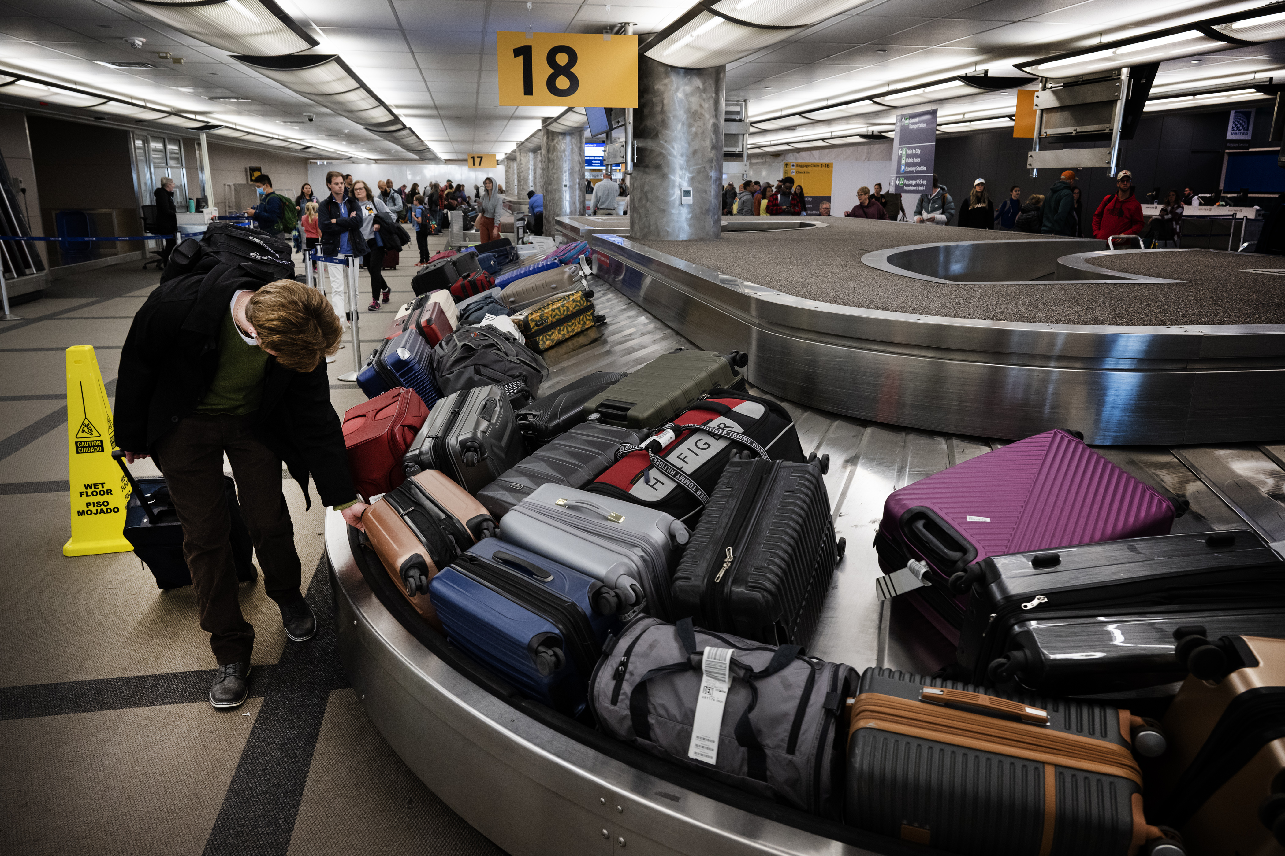 DIA sees short security wait times, less traffic than expected during Thanksgiving weekend