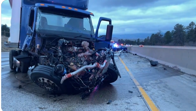 Northbound I-25 closed near Castle Rock most of Thursday morning