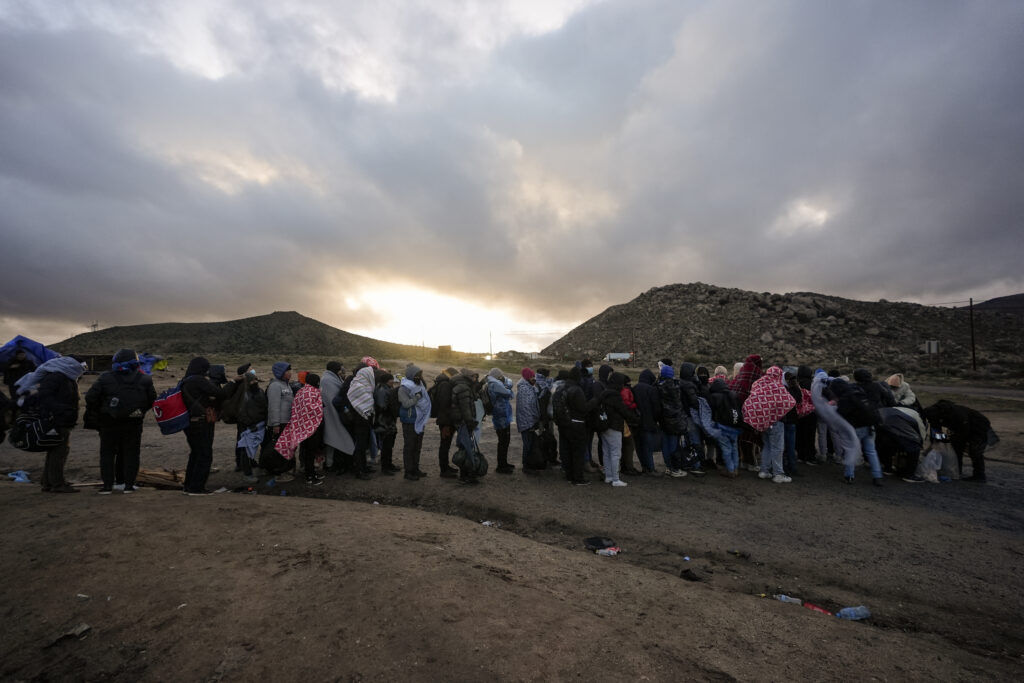 Kansas City mayor invites immigrants to leave New York and Denver: ‘All are welcome’
