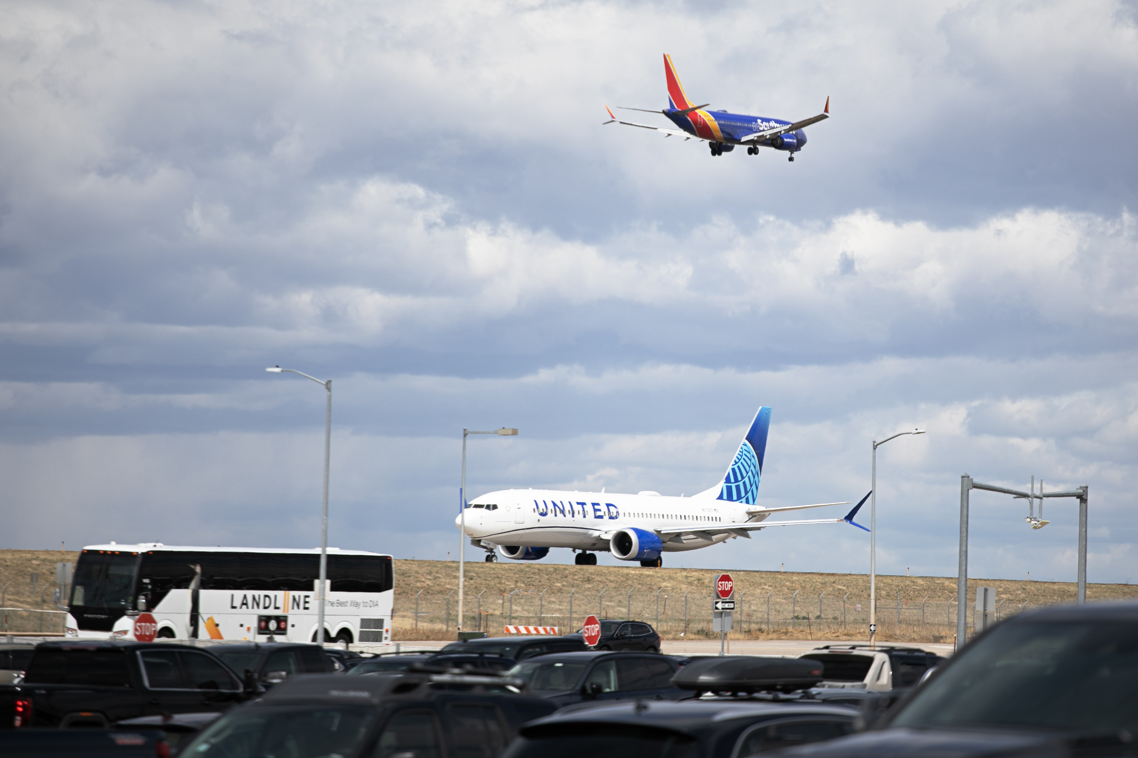 Feds allow Colorado, other states to investigate consumer complaints against airlines