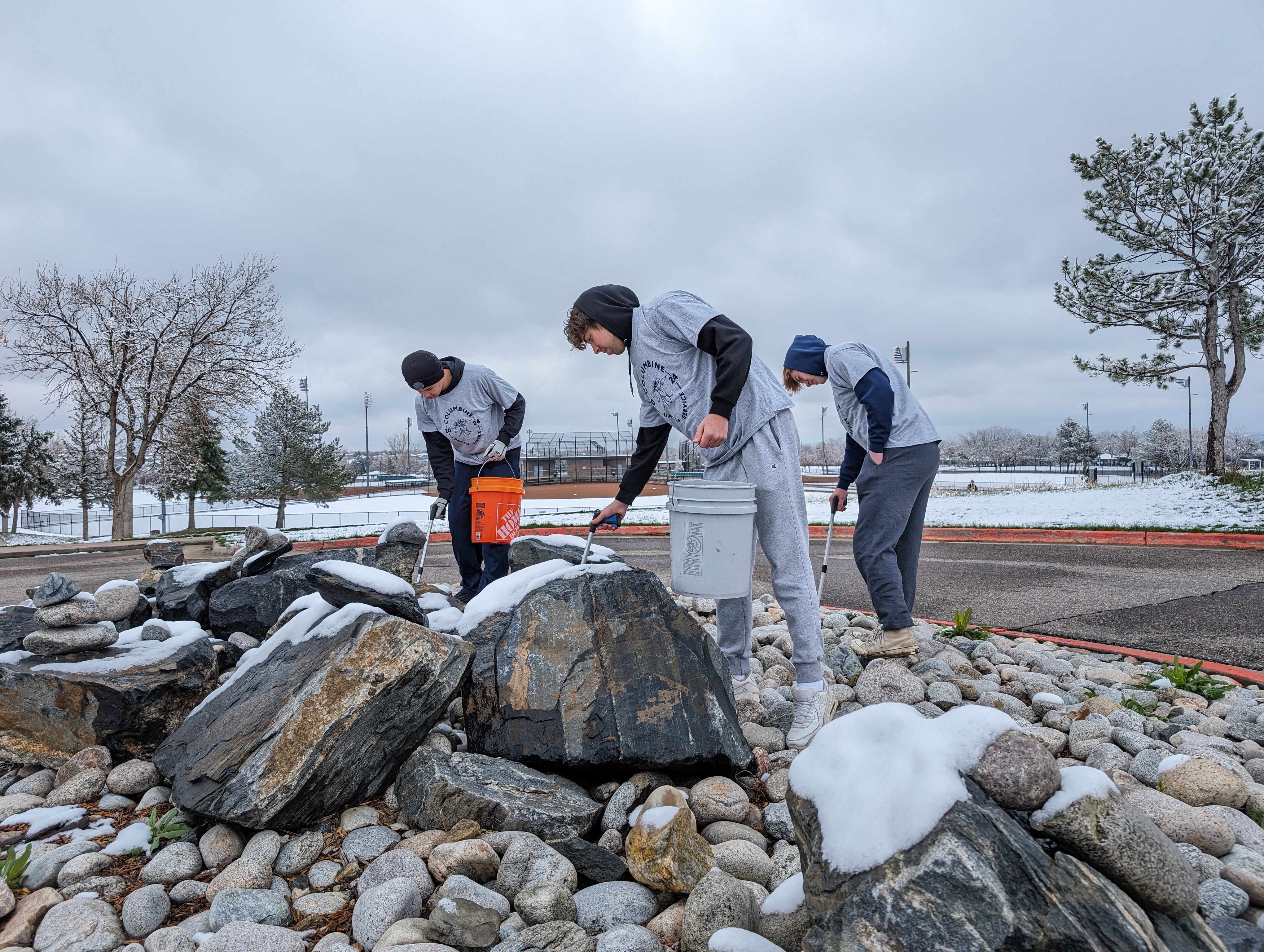 Columbine High School students work to clean up Clement Park, where the Columbine shooting memorial sits, on Saturday as part of the Day of Service. Over 1,200 students showed out on their day off to give back to the community in honor of the lives lost during the incident. (SageKelleyJefferson County Reportersage.kelley@denvergazette.comhttps://denvergazette.com/content/tncms/avatars/e/5f/457/e5f45740-2717-11ee-85b2-ab80f2d36252.5b966c1d2ce4987987665d57c237eda4.png)