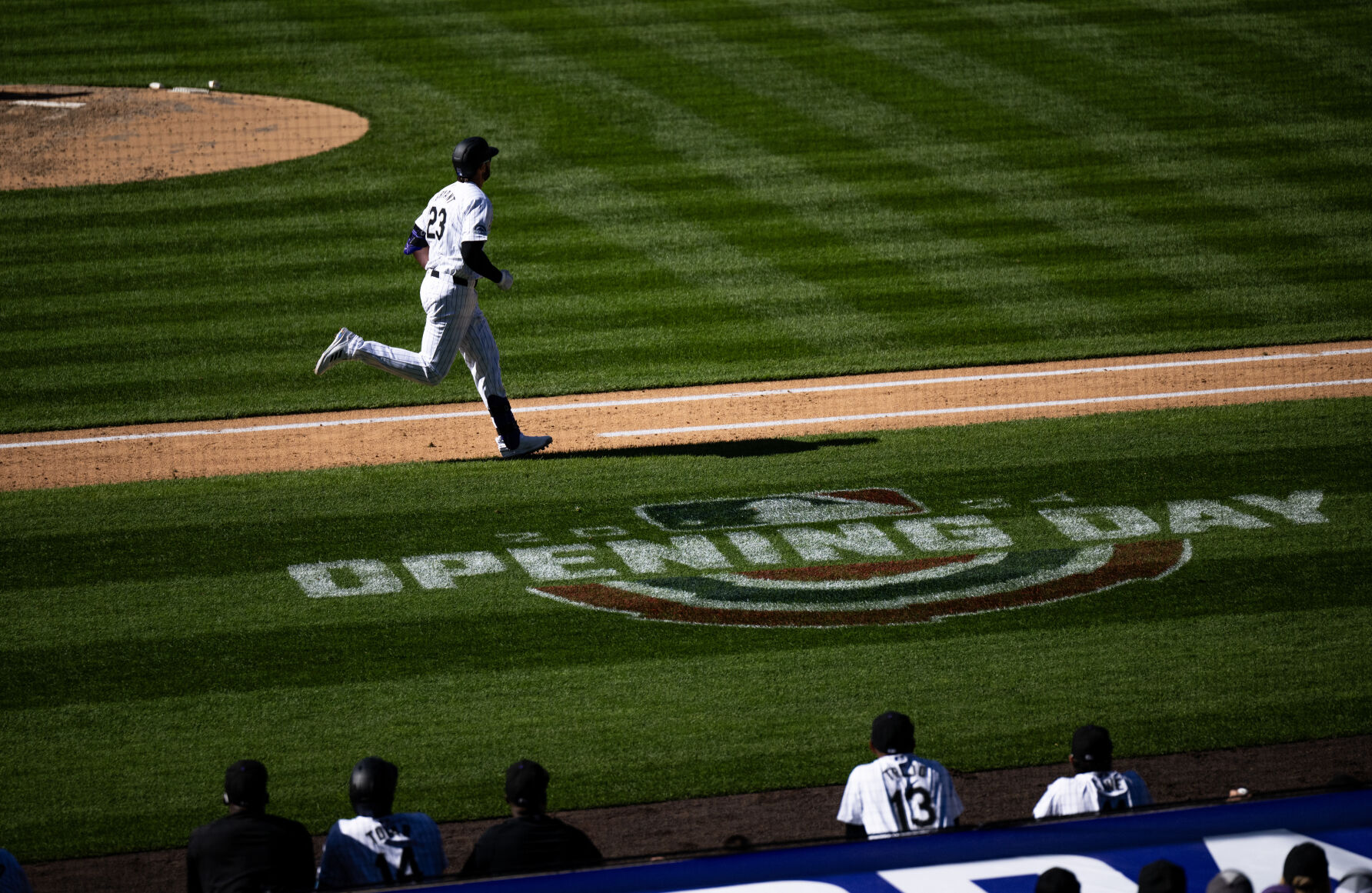 Mark Kiszla: Steeled by death threats, Kris Bryant won’t let booing at Coors Field get him down