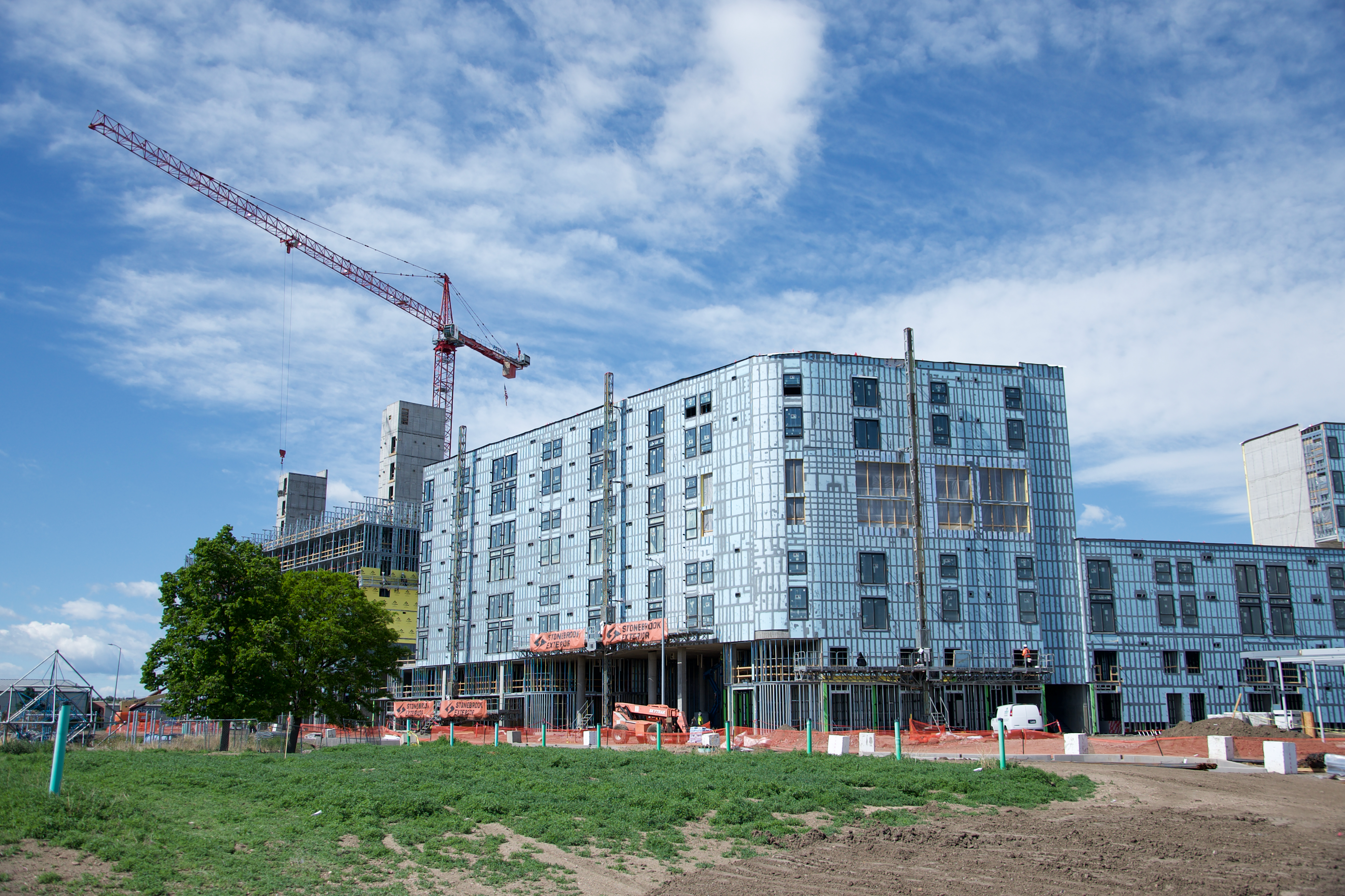 One of many buildings at Sun Valley nearing completion on May 21, 2024. (Alex Edwards/The Denver Gazette) (AlexanderEdwardsBusiness Reporteralex.edwards@gazette.comhttps://secure.gravatar.com/avatar/dbaa50cc8a9183e280c297e3afa72ace?d=mm&r=g)