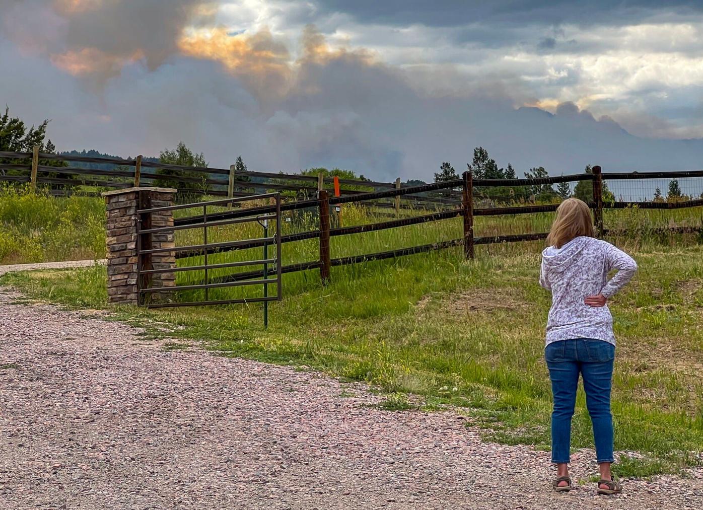 Oak Ridge fire surpasses 1,000 acres burned, 0% contained