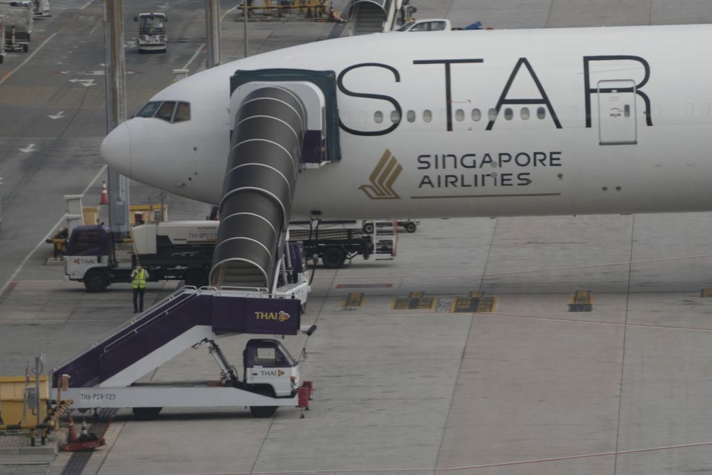 Singapore Airlines to compensate violent turbulence victims $10,000 or more