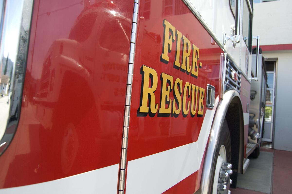 Fire at off-campus student residence near CU Boulder displaces 7 students