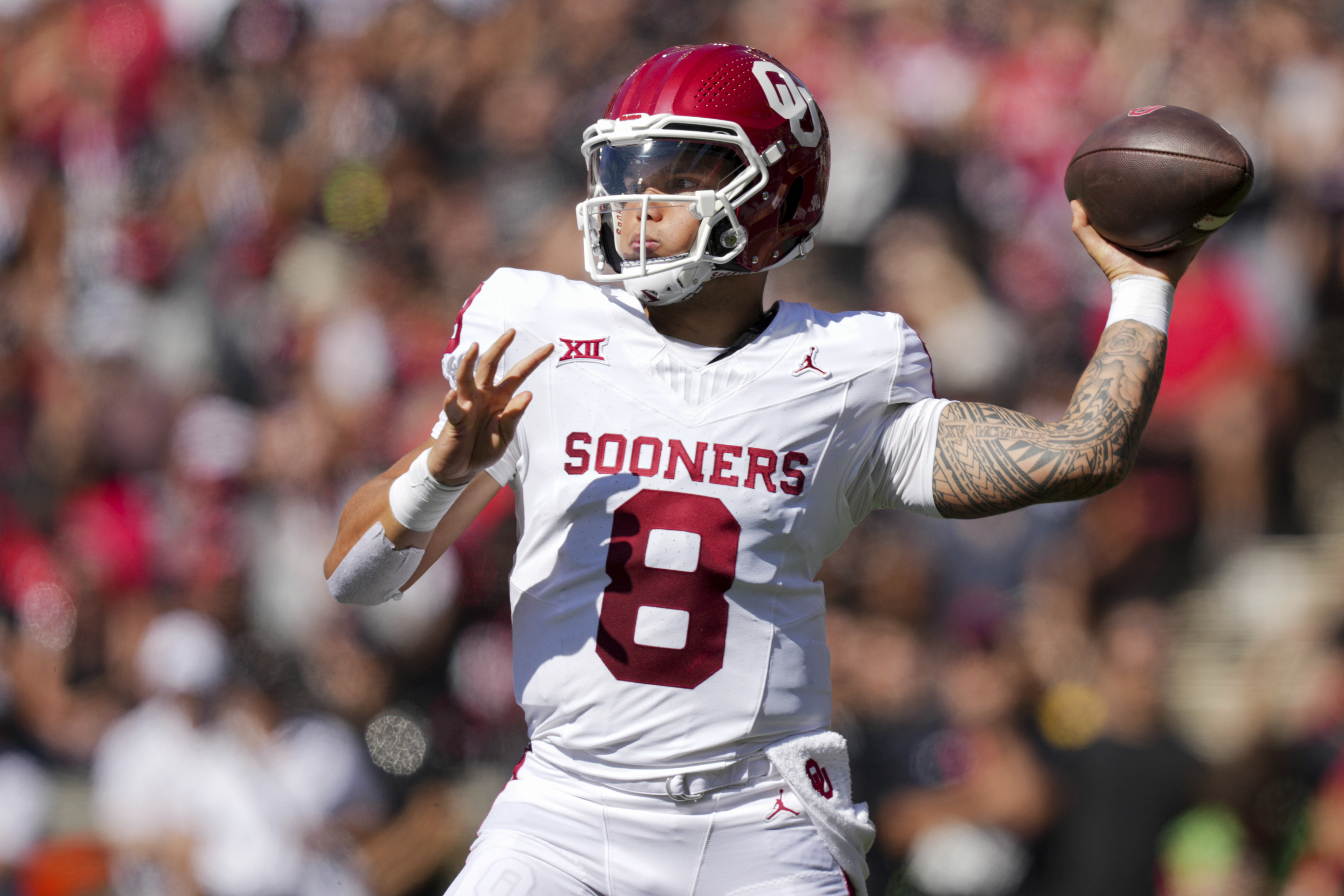 Oklahoma quarterback Dillon Gabriel throws a pass during the first half of an NCAA college football game against Cincinnati, Saturday, Sept. 16, 2023, in Cincinnati. (AP Photo/Aaron Doster) (Aaron Doster)