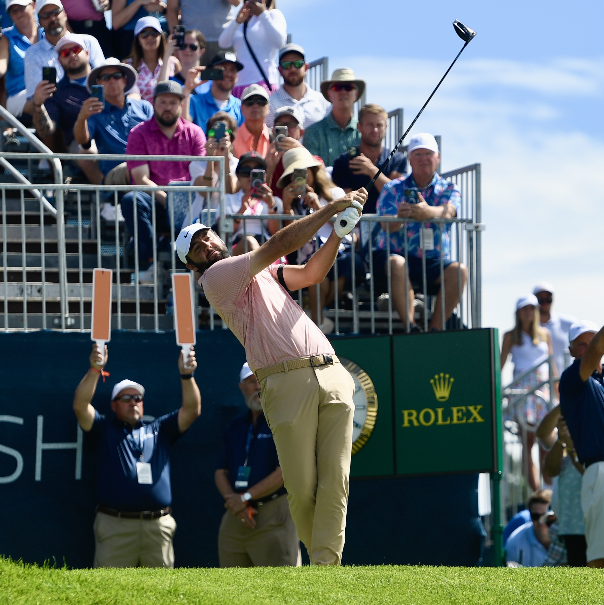 Scottie Scheffler hits a drive at Castle Pines Golf Club during the second round of the BMW Championship on Friday, Aug. 23, 2024. (CarsonFieldcarson.field@gazette.comhttps://secure.gravatar.com/avatar/c524ef3d384945349bed78d70eb2d2cd?d=mm&r=g)