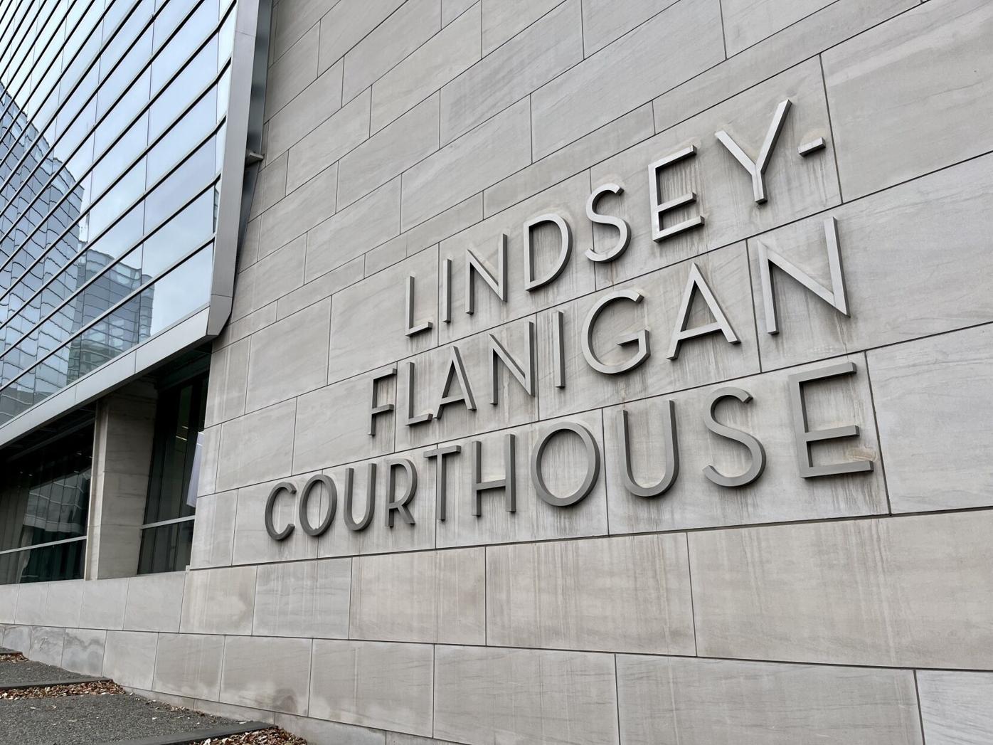 Man jumps to death at Denver courthouse, injuring two others