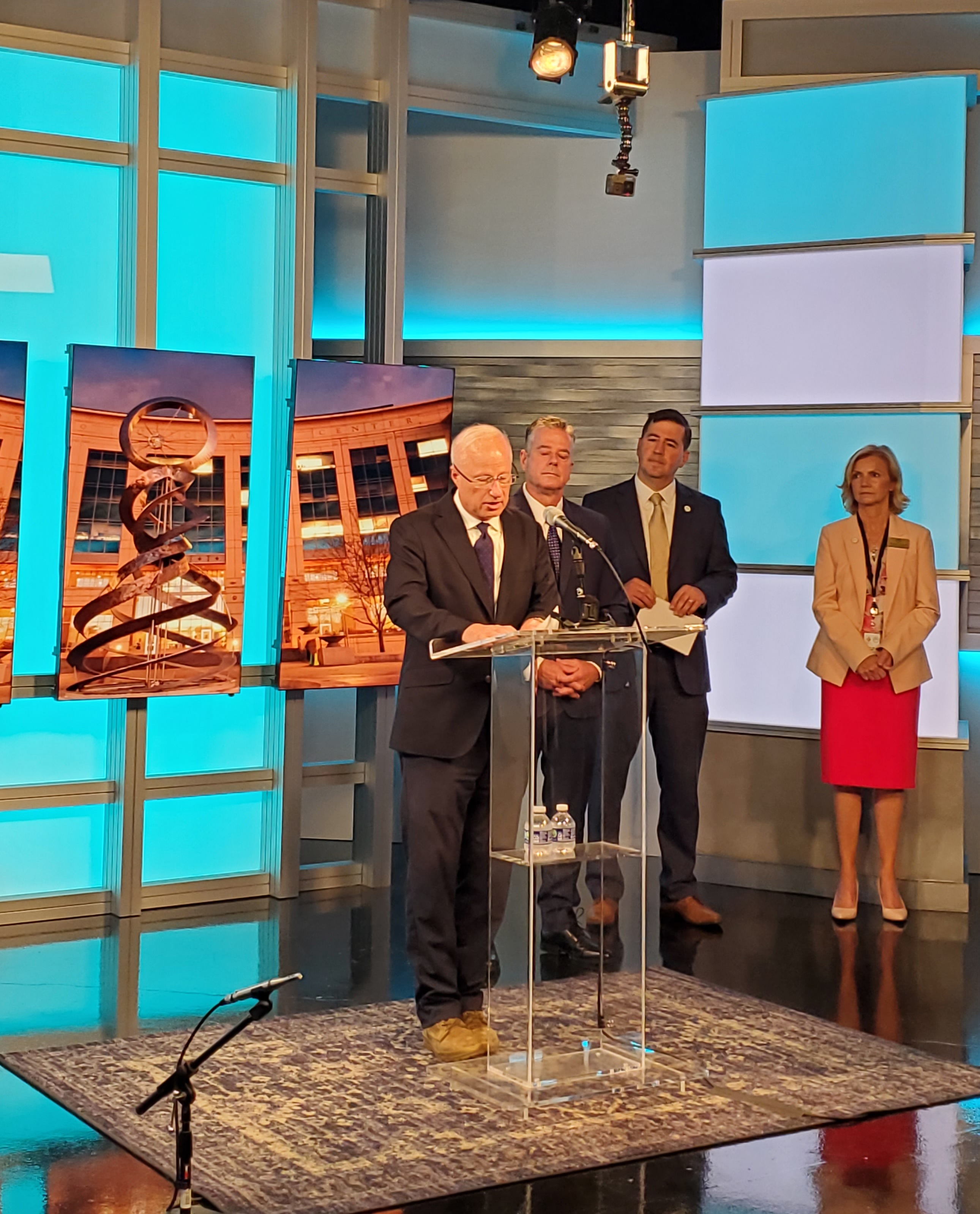 Mayor Mike Coffman welcomes and introduces Aurora's new police chief, Todd Chamberlain, on Aug. 22, 2024. (Anya Moore)