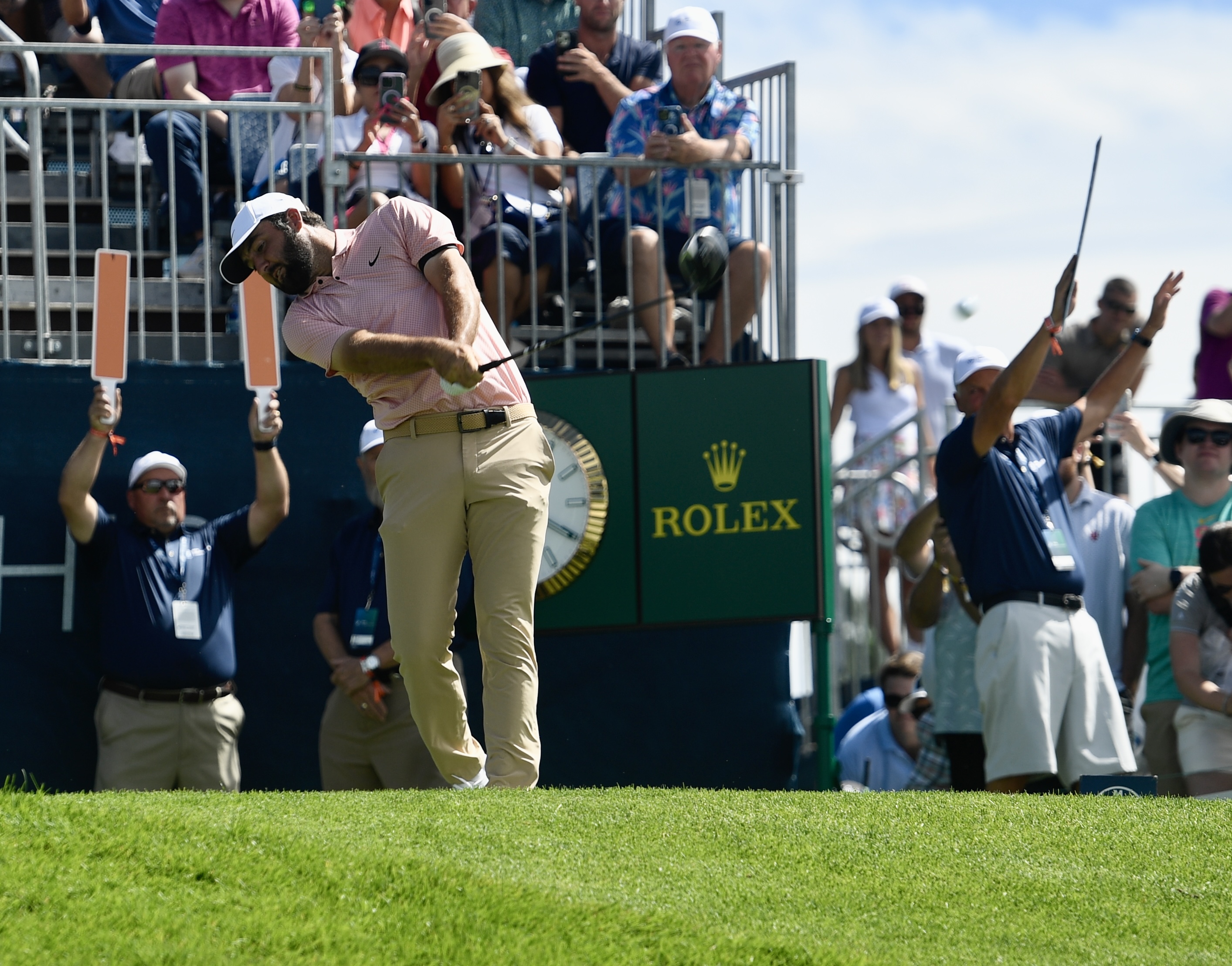Scottie Scheffler hits a drive at Castle Pines Golf Club during the second round of the BMW Championship on Friday, Aug. 23, 2024. (CarsonFieldcarson.field@gazette.comhttps://secure.gravatar.com/avatar/c524ef3d384945349bed78d70eb2d2cd?d=mm&r=g)