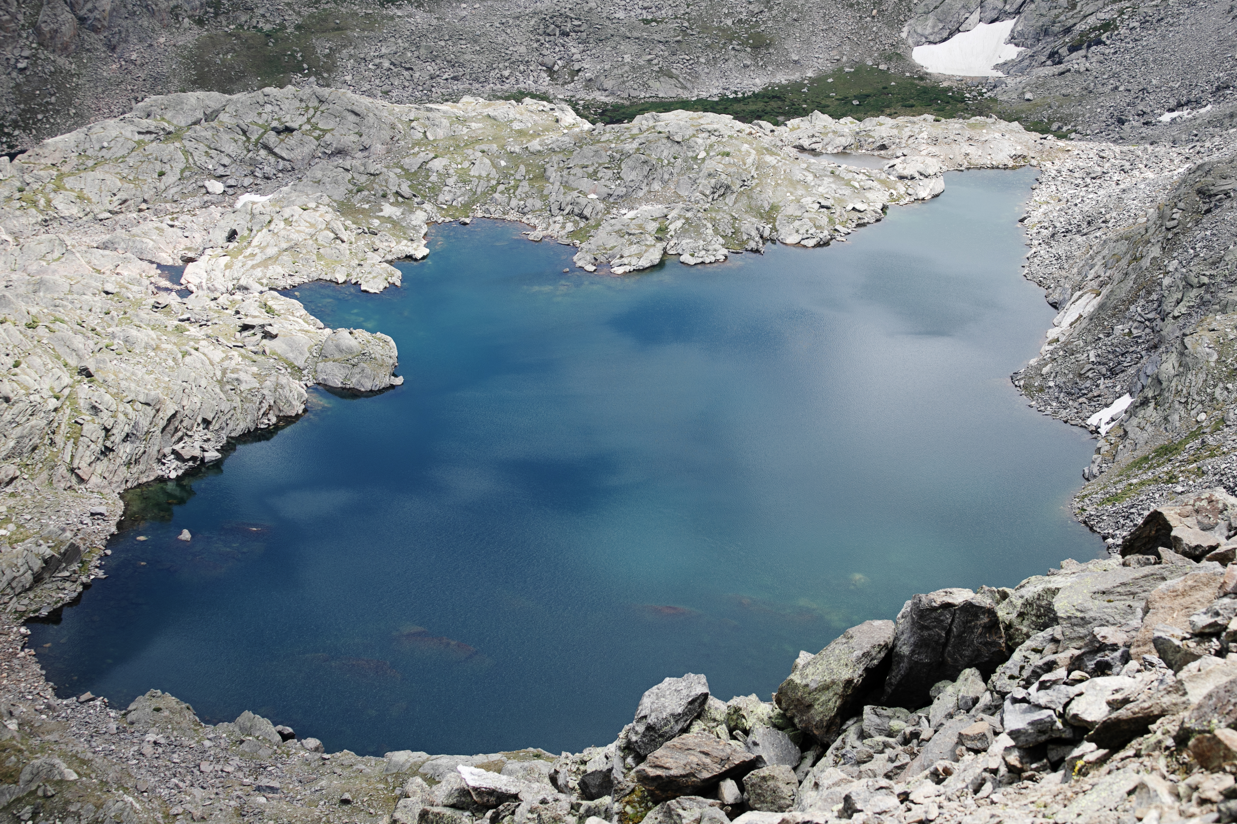 Azure Lake glistens in the morning sun in Rocky Mountain National Park on Saturday, Aug. 10, 2024. (TomHellauerMultimedia Producertom.hellauer@denvergazette.comhttps://denvergazette.com/content/tncms/avatars/f/9e/622/f9e6228a-3b6b-11ed-bf10-fbb71fa8e421.f54b911252c540f1d61709edc4727a39.png)