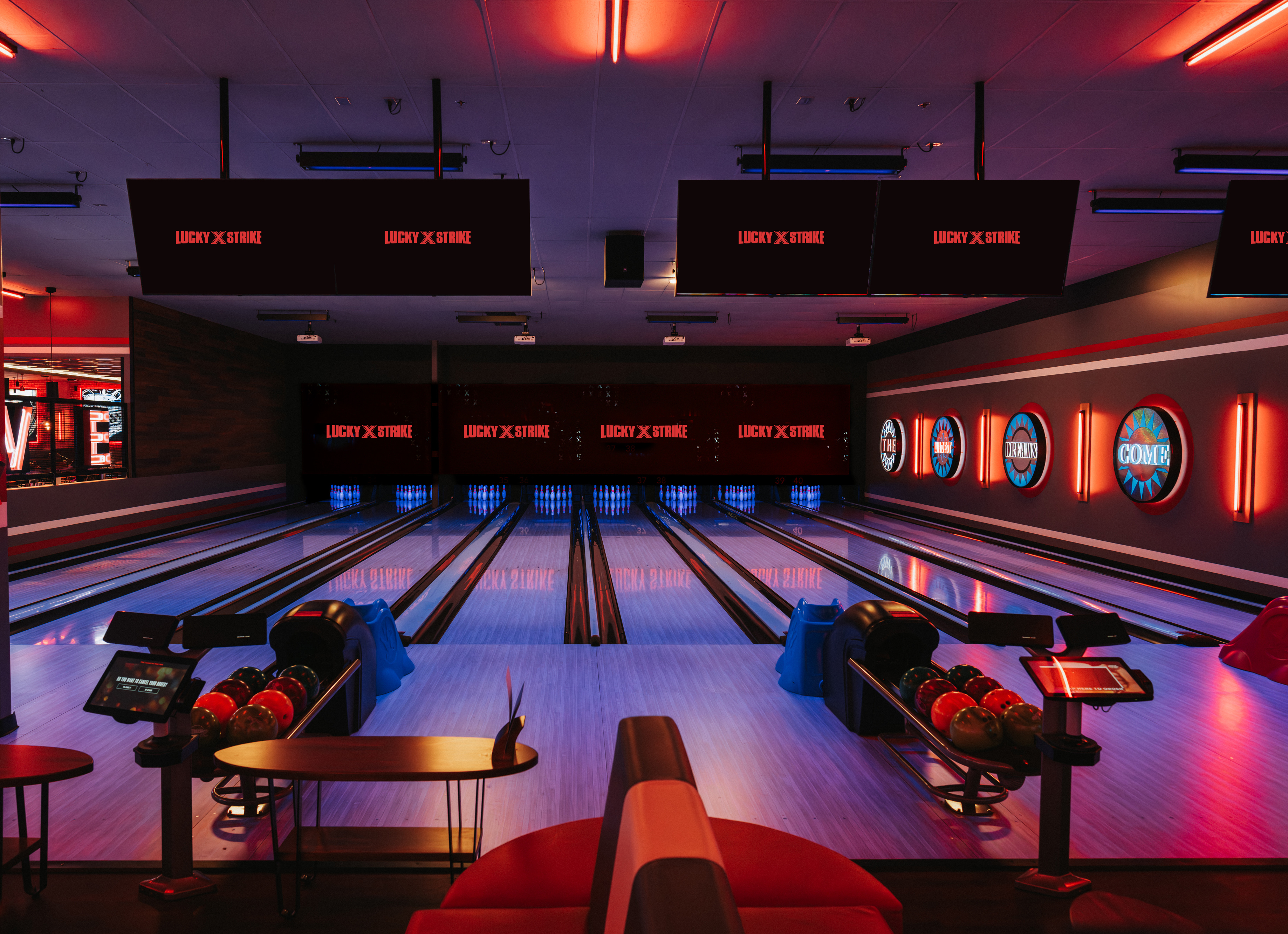 Inside a Lucky Strike location. A new bowling alley in Denver opened in Northfield. (Courtesy of Bowlero / Mahogany & Co.)