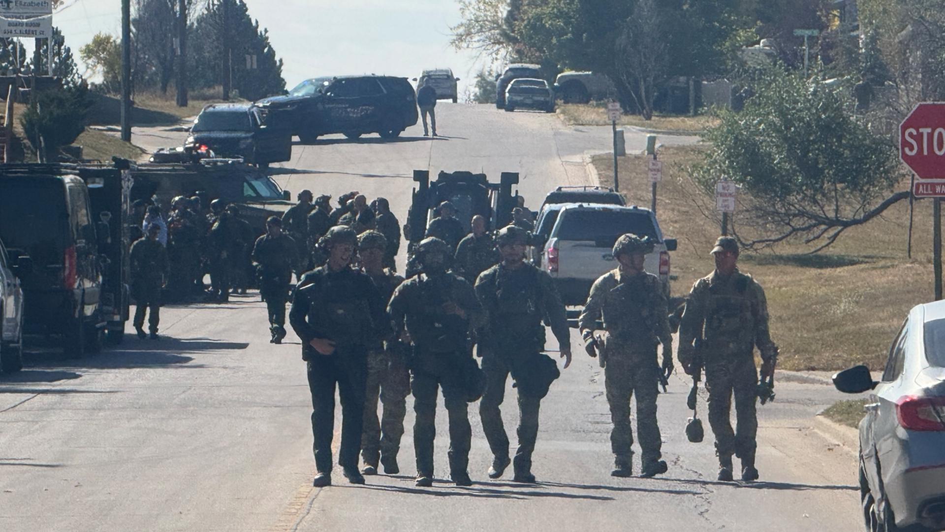 Elbert County deputy suffers minor injuries in Elizabeth apartment building shooting