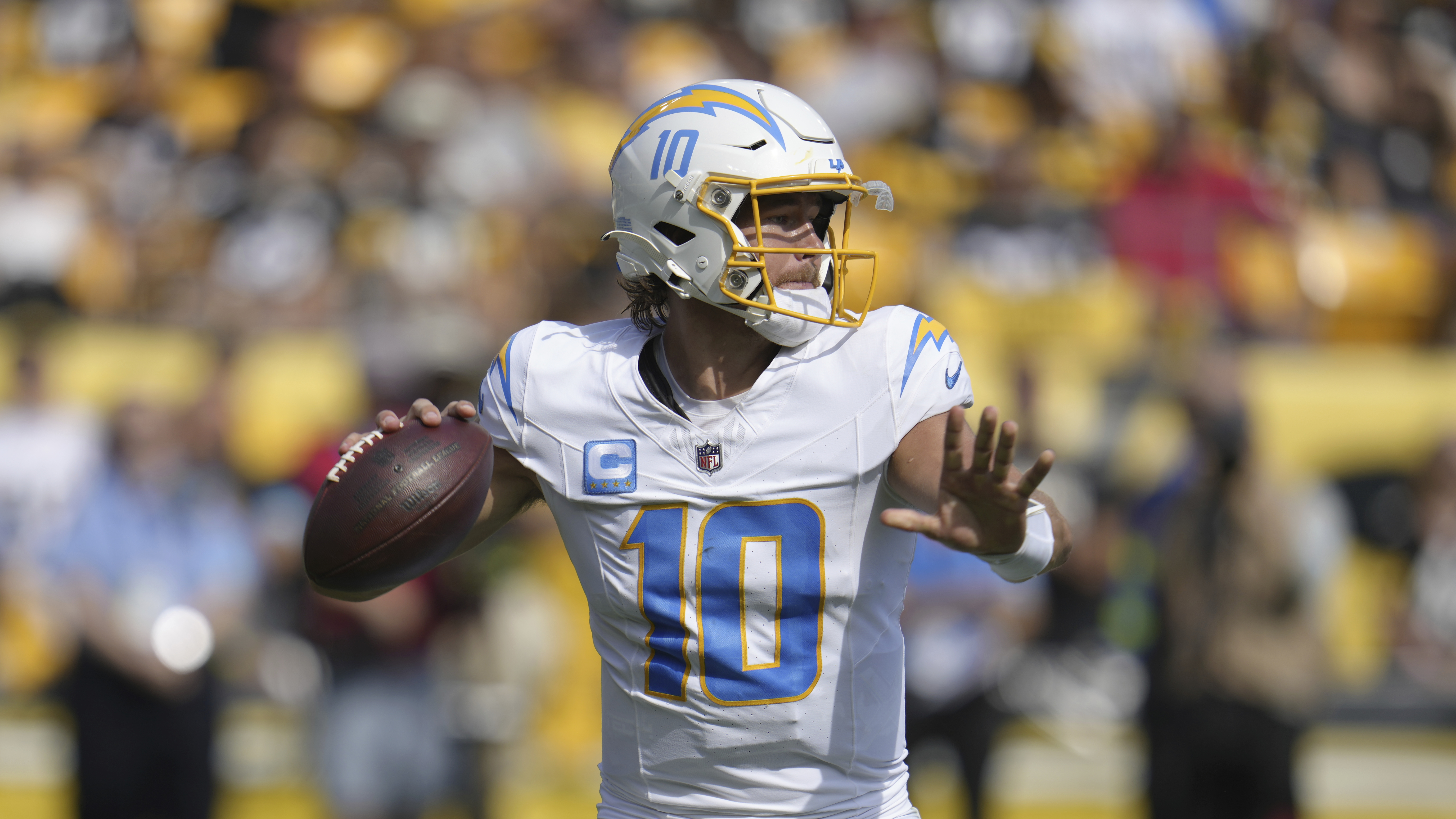 Los Angeles Chargers quarterback Justin Herbert (10) looks to pass during an NFL football game against the Pittsburgh Steelers in Pittsburgh, Sunday, Sept. 22, 2024. (AP Photo/Gene J. Puskar) (Gene J. Puskar)