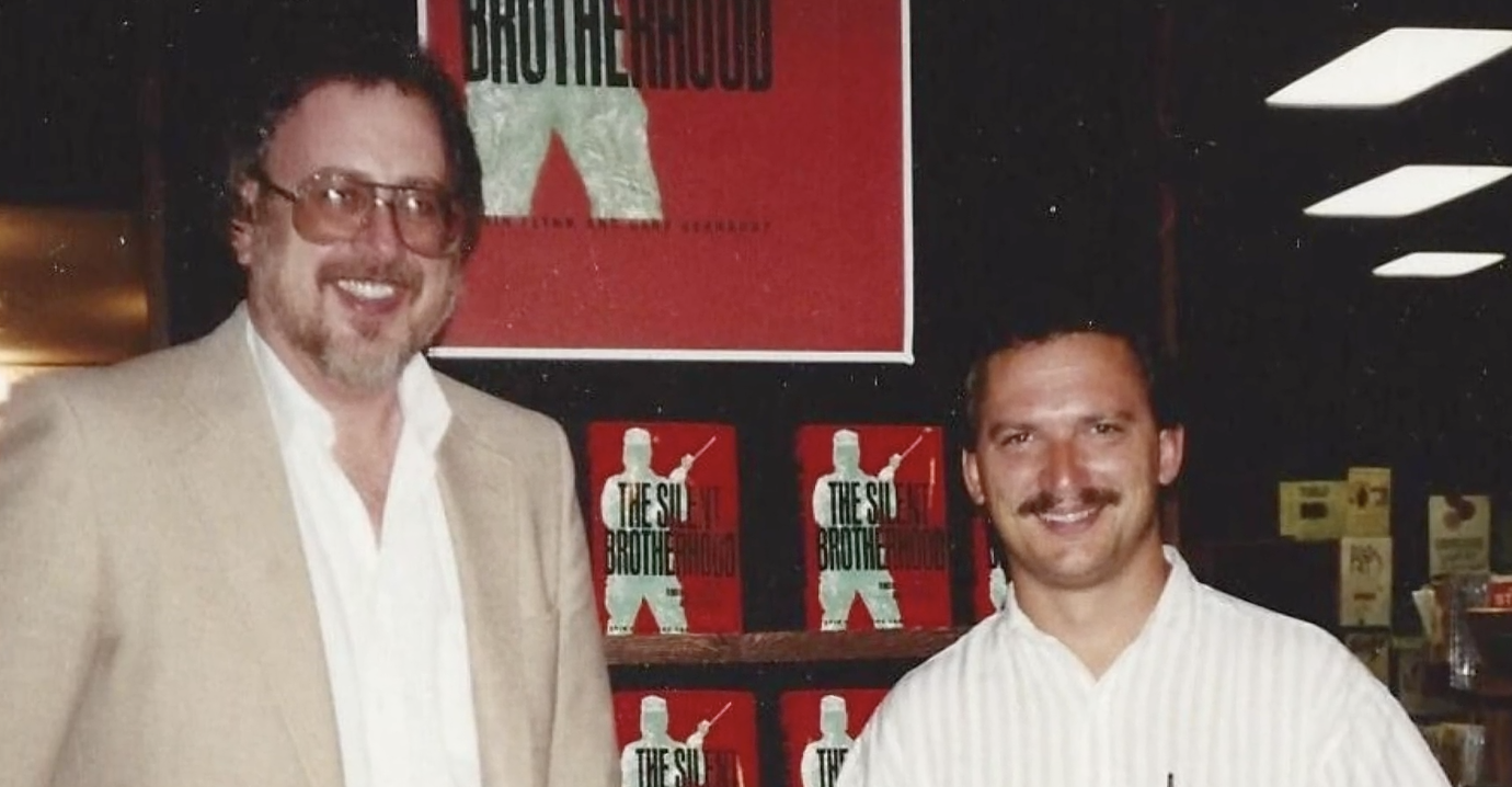 Gary Gerhardt, left, and Kevin Flynn at a 1989 signing of their book