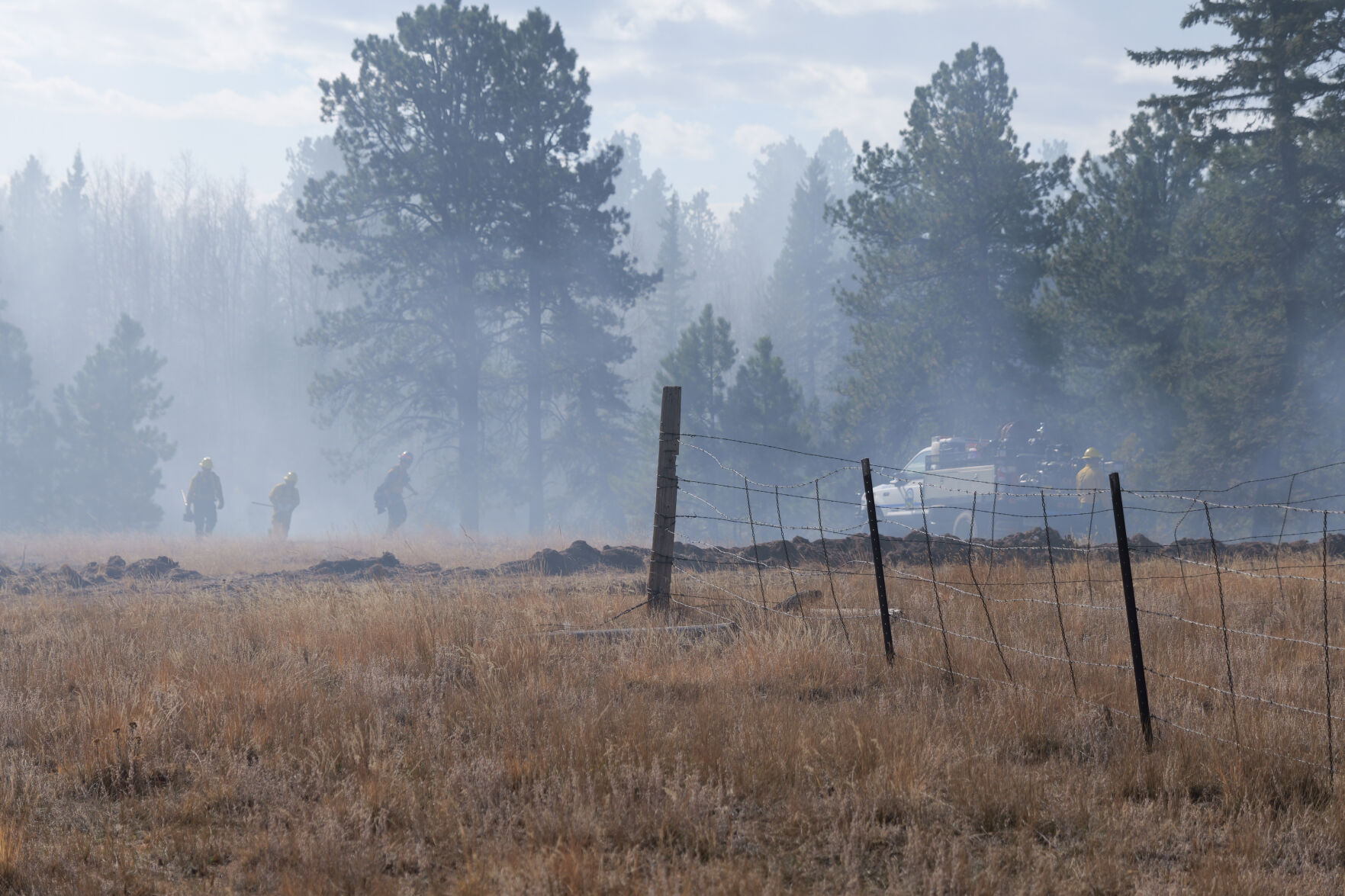 Crews work the Highland Lakes fire Oct. 29. (Courtesy of the Teller County Sheriff’s Office)