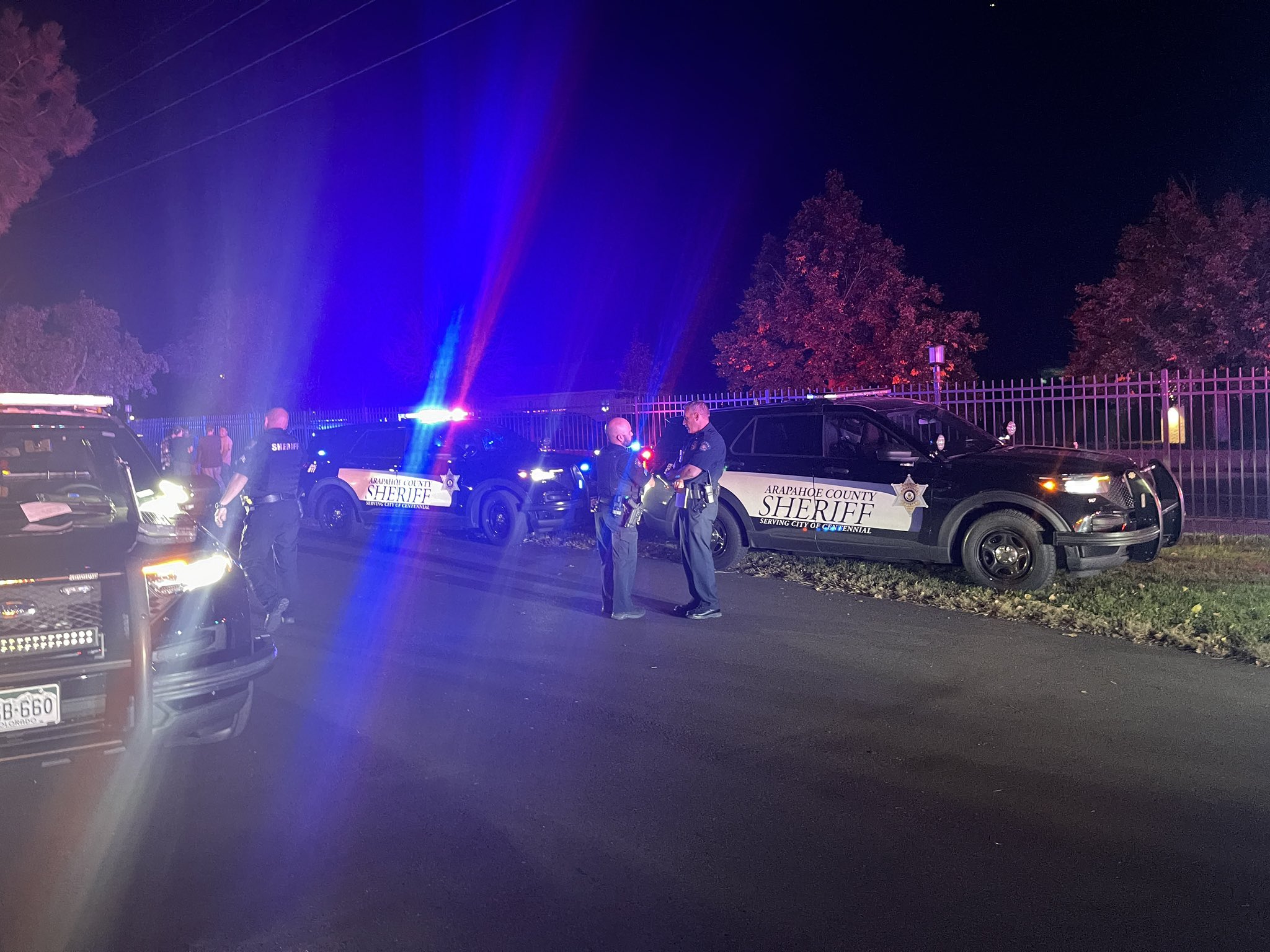 1 dead in Arapahoe County apartment shooting