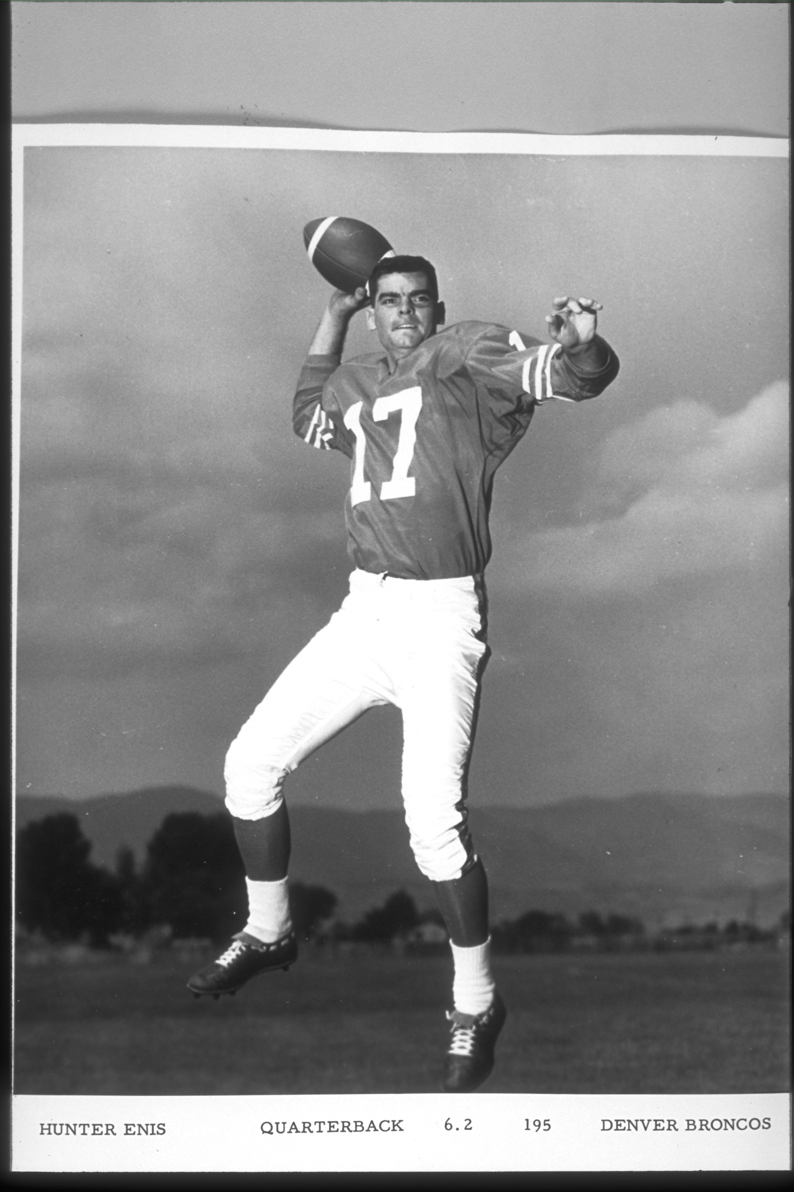 NFL Insider: Is the richest former Broncos quarterback John Elway, Peyton Manning or Hunter Enis?