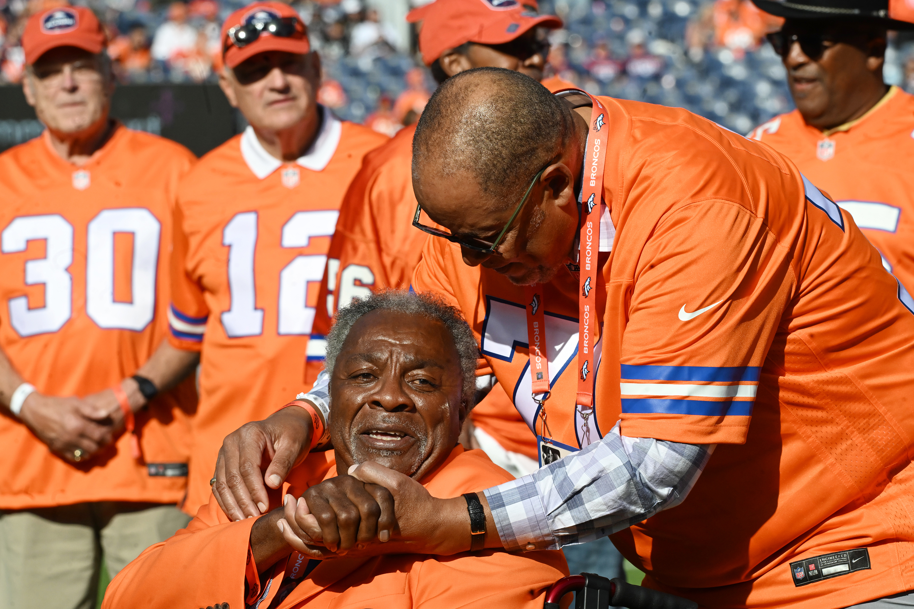 Broncos hold reunion for iconic 1977 team while honoring Randy Gradishar, Steve Foley, Riley Odoms