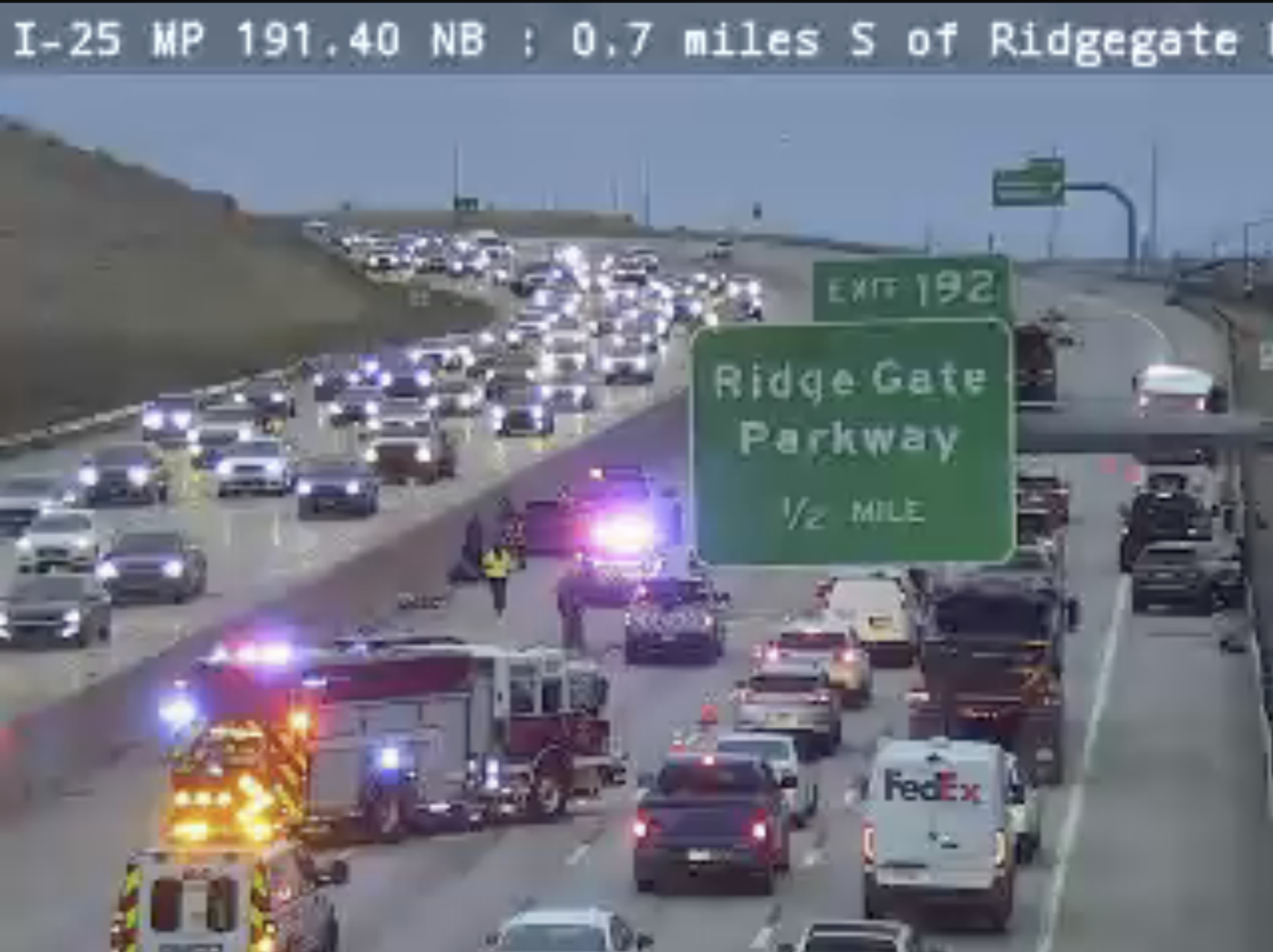 Lone Tree police searching for carjacking suspects after crash on I-25