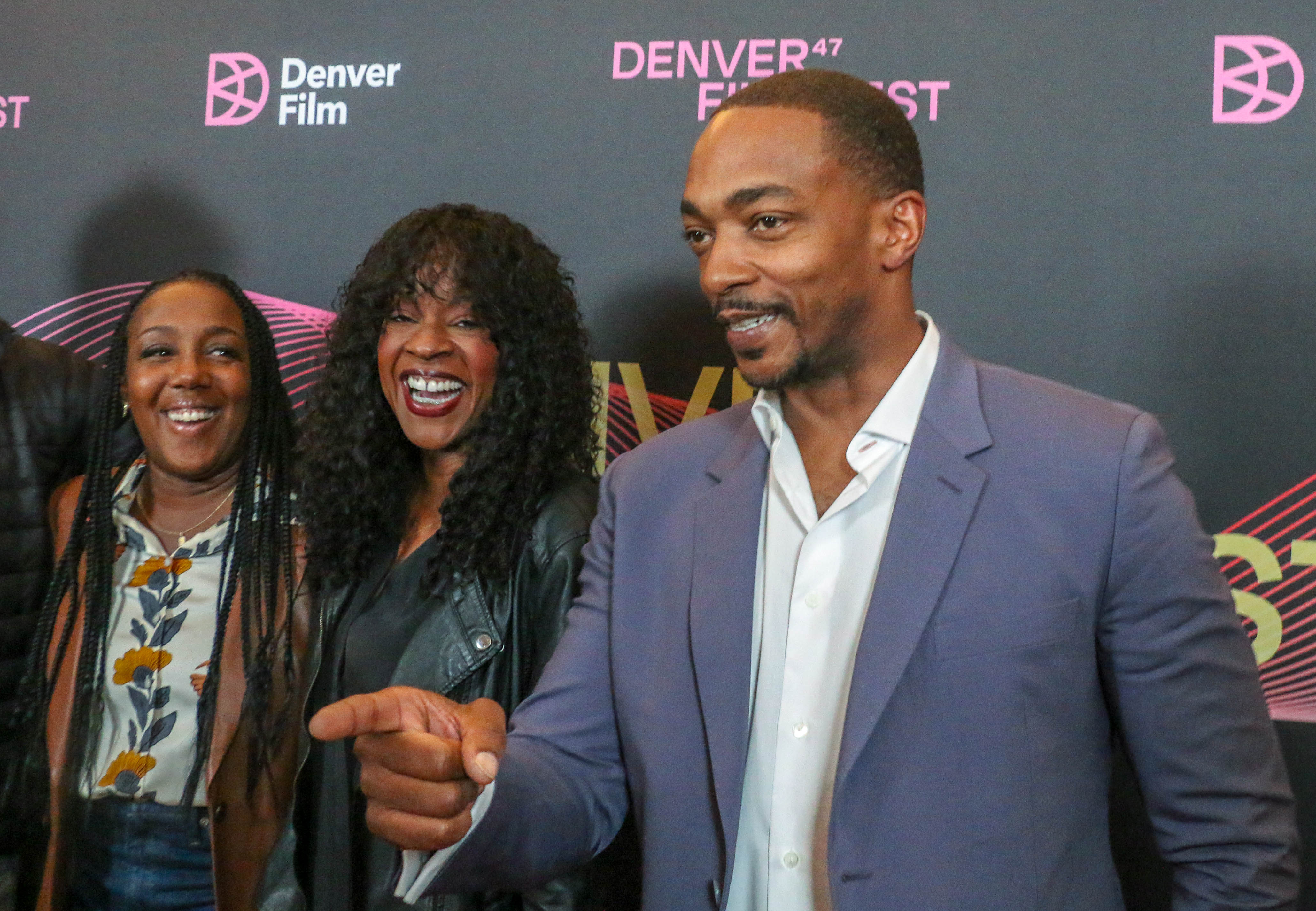 Actor Anthony Mackie (Captain America) walked the red carpet to talk about his latest film, 