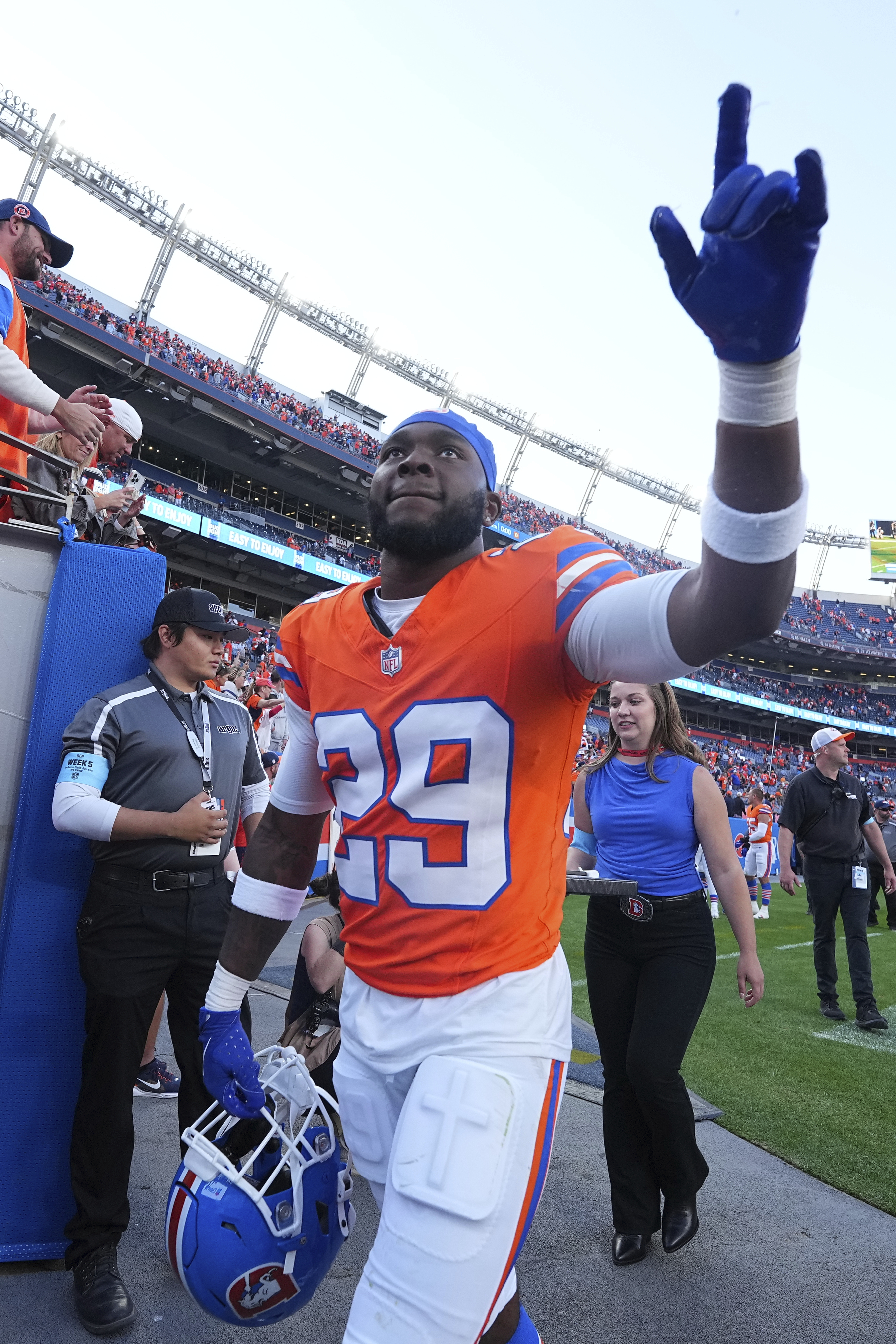 Denver Broncos cornerback Ja'Quan McMillian (29) celebrates the win against the Las Vegas Raiders of an NFL football game Sunday October 6, 2024, in Denver. (AP Photo/Bart Young) (Bart Young)