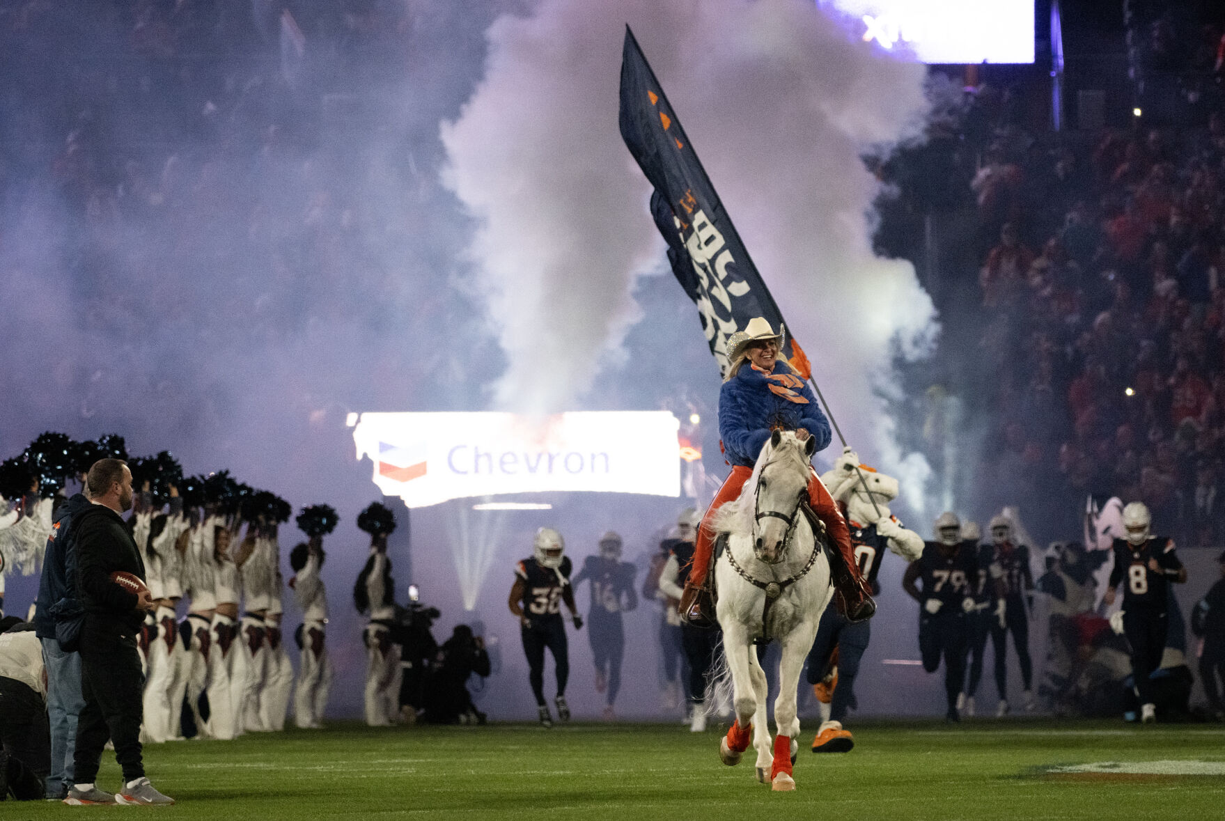 Broncos-Browns draws 12 million viewers on Monday Night Football | Sports Business Insider