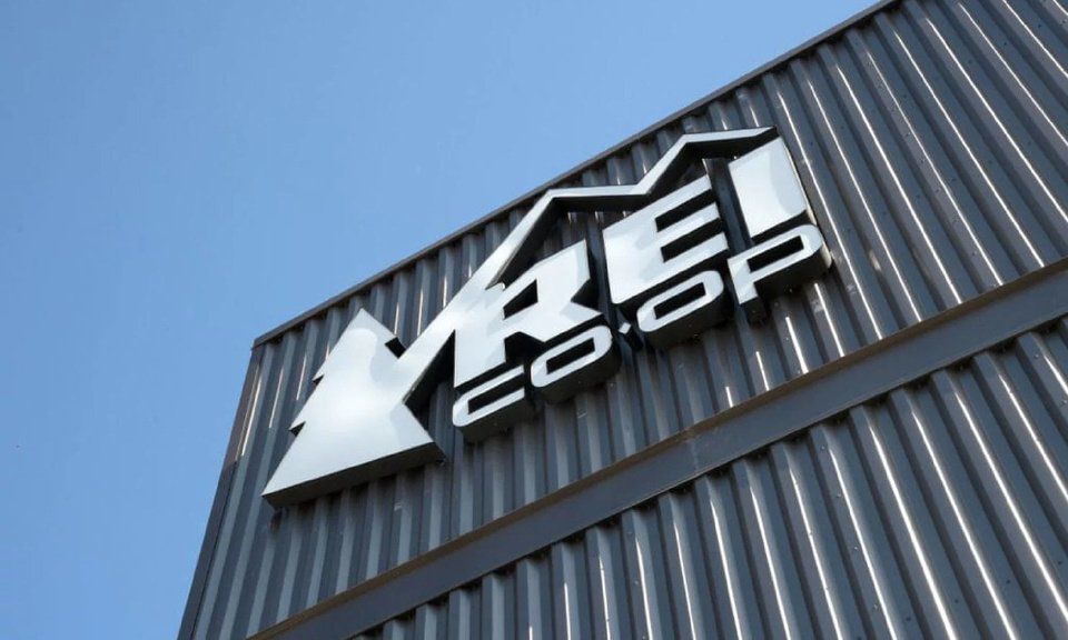 Delta CEO insists 'we are not taking sides' in US gun debate