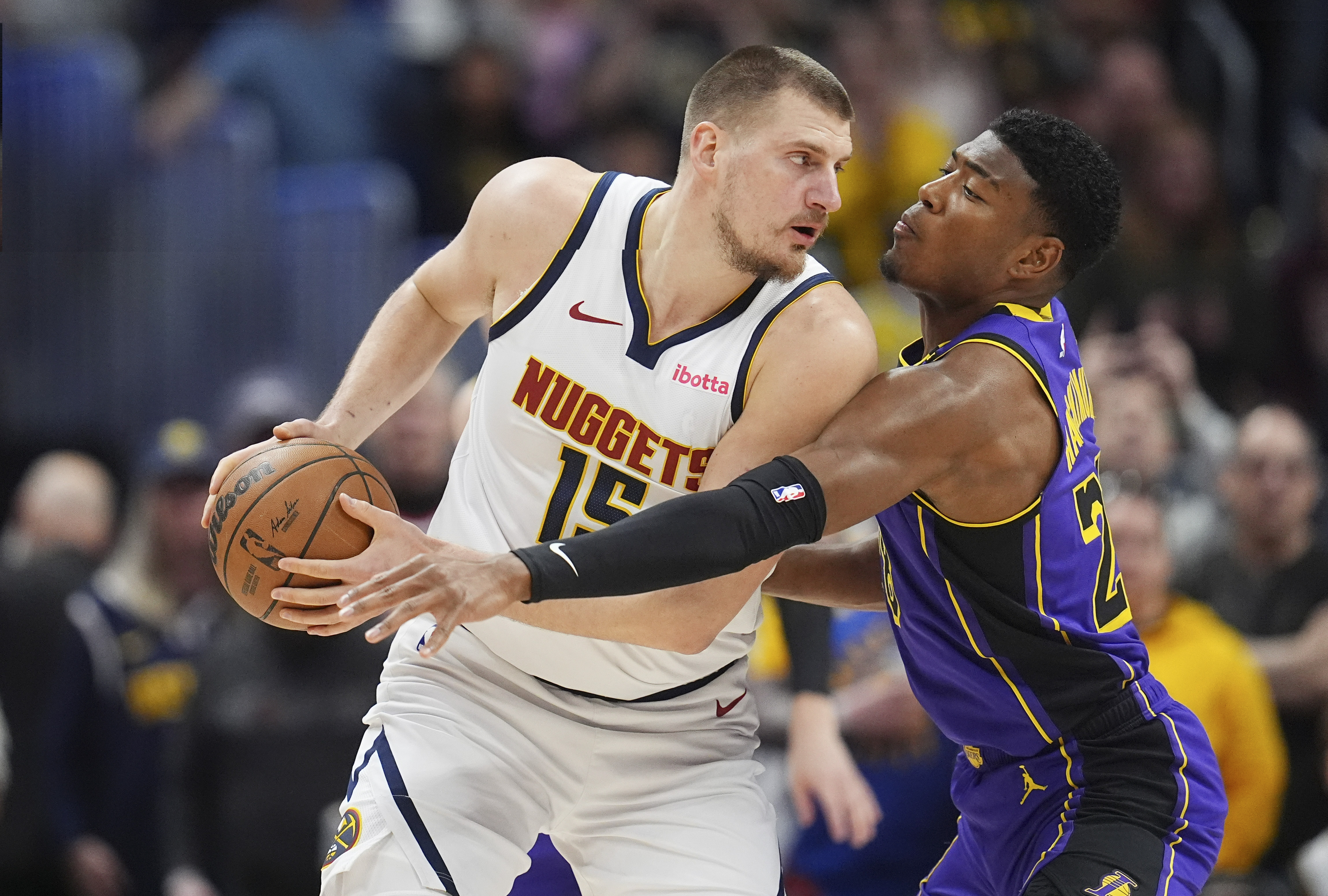 Los Angeles Lakers dial up defense on Jokic to defeat Denver Nuggets