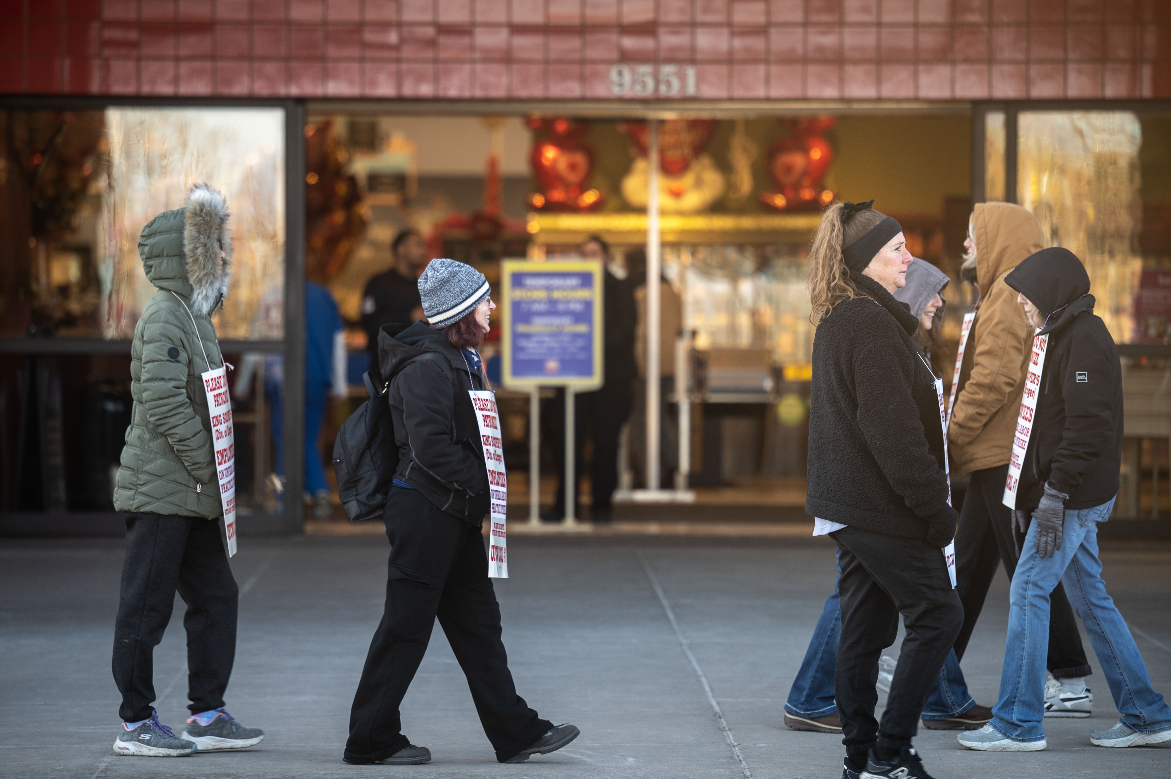 FILE PHOTO: Workers picket outside King Soopers in Highlands Ranch on the first day of a union strike throughout the Denver Metro Area on Thursday, Feb. 6, 2025. It ended early after 12 days late Monday. (Stephen Swofford, Denver Gazette) (StephenSwoffordPhotographerstephen.swofford@gazette.comhttps://secure.gravatar.com/avatar/1ddcaf11c5d70eaa58546ddc4e038687?d=mm&r=g)