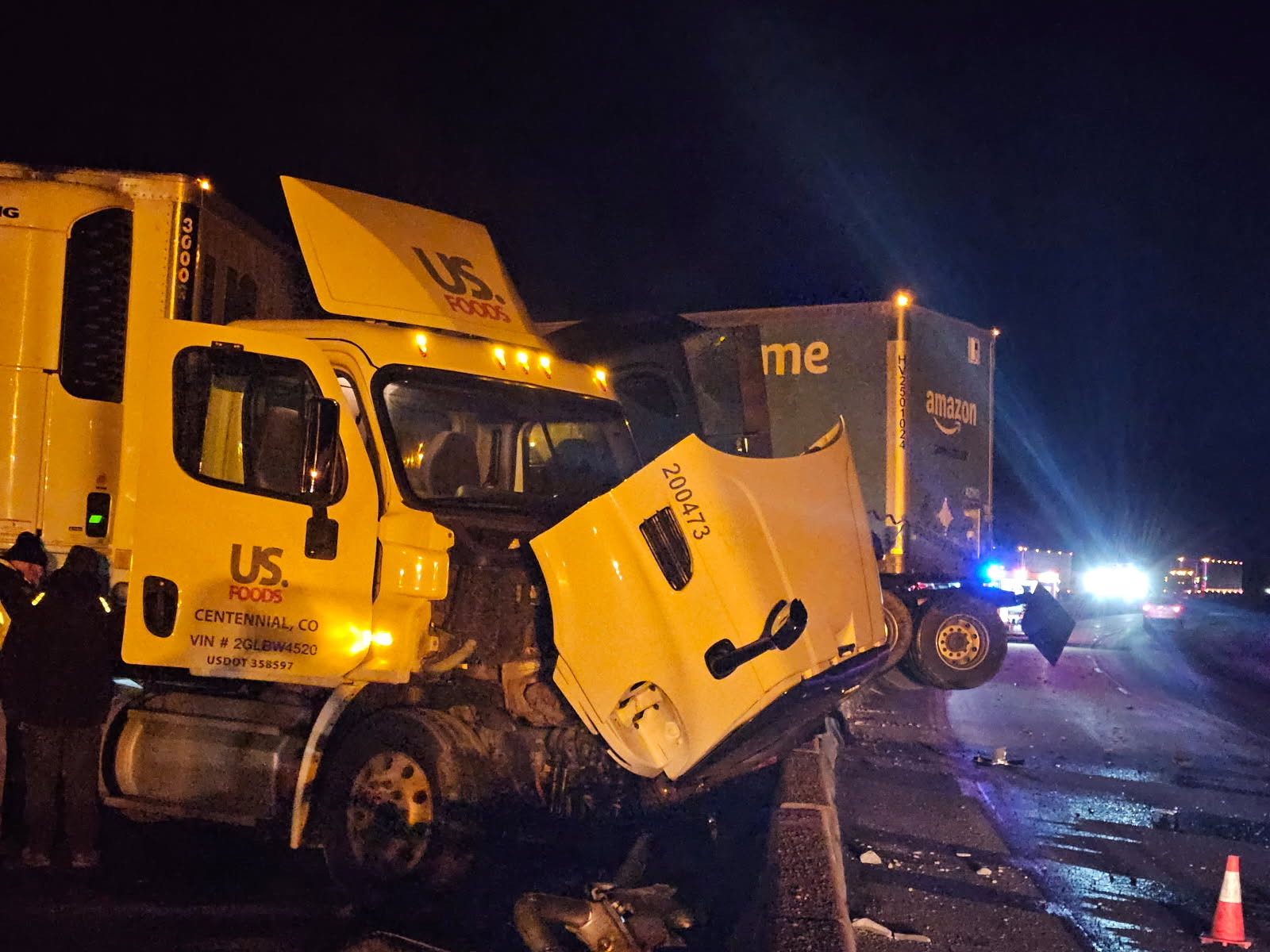 Westbound I-70 re-opens at Copper Mountain after semitruck crash