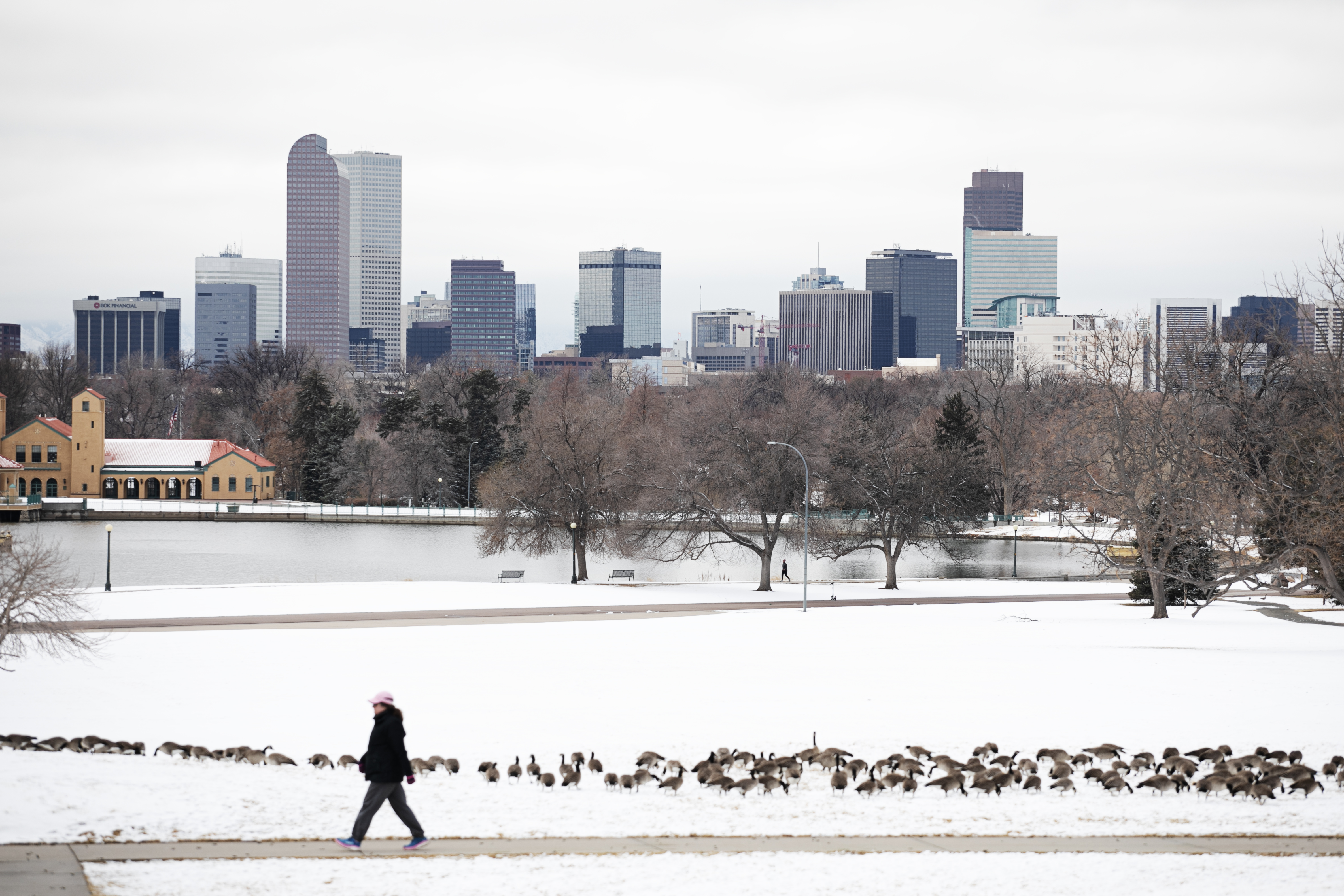 Denver weather: High pressure builds, rises temperatures Veteran’s Day Monday