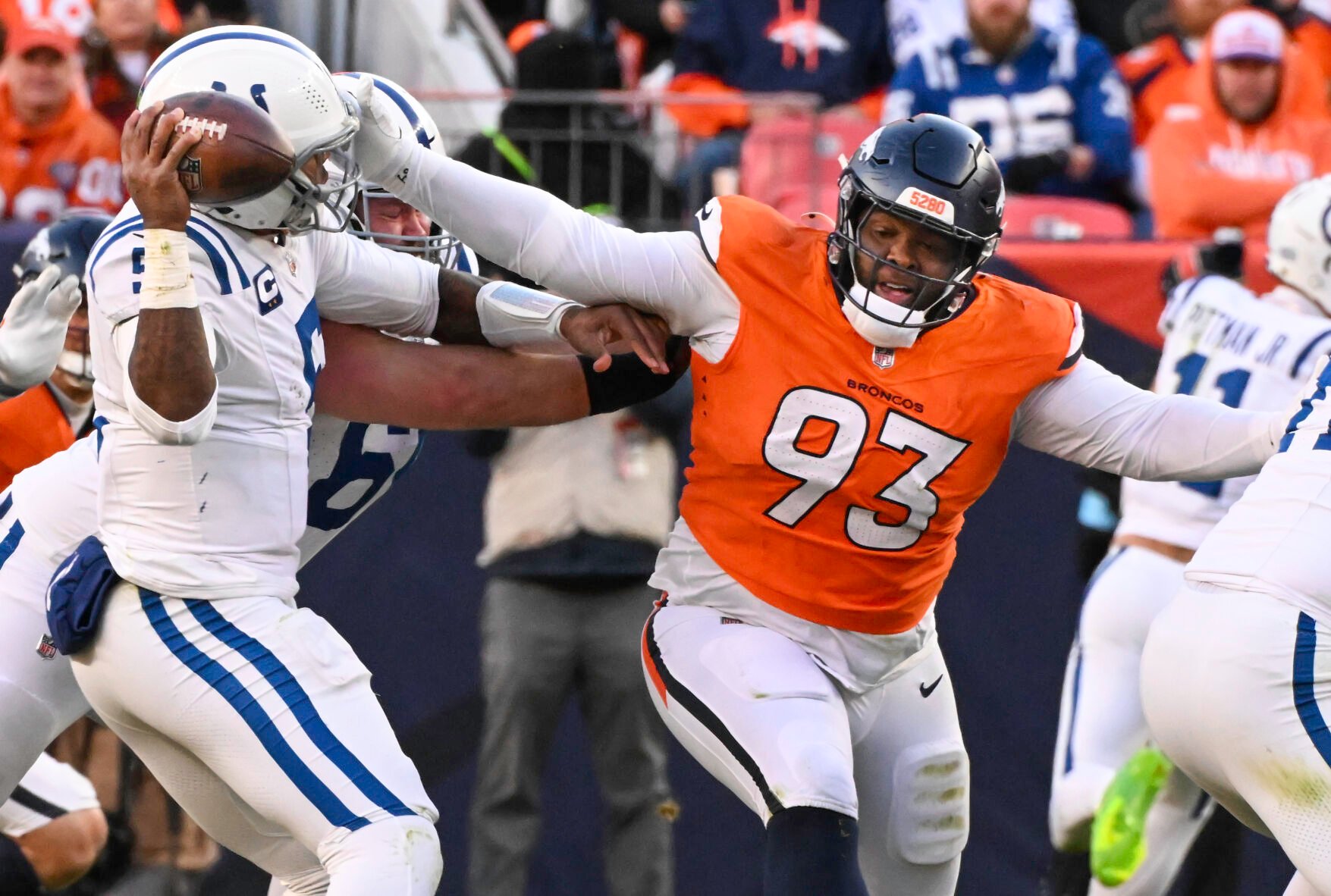 121624-dg-s-broncos-colts 4770-Edit.jpg