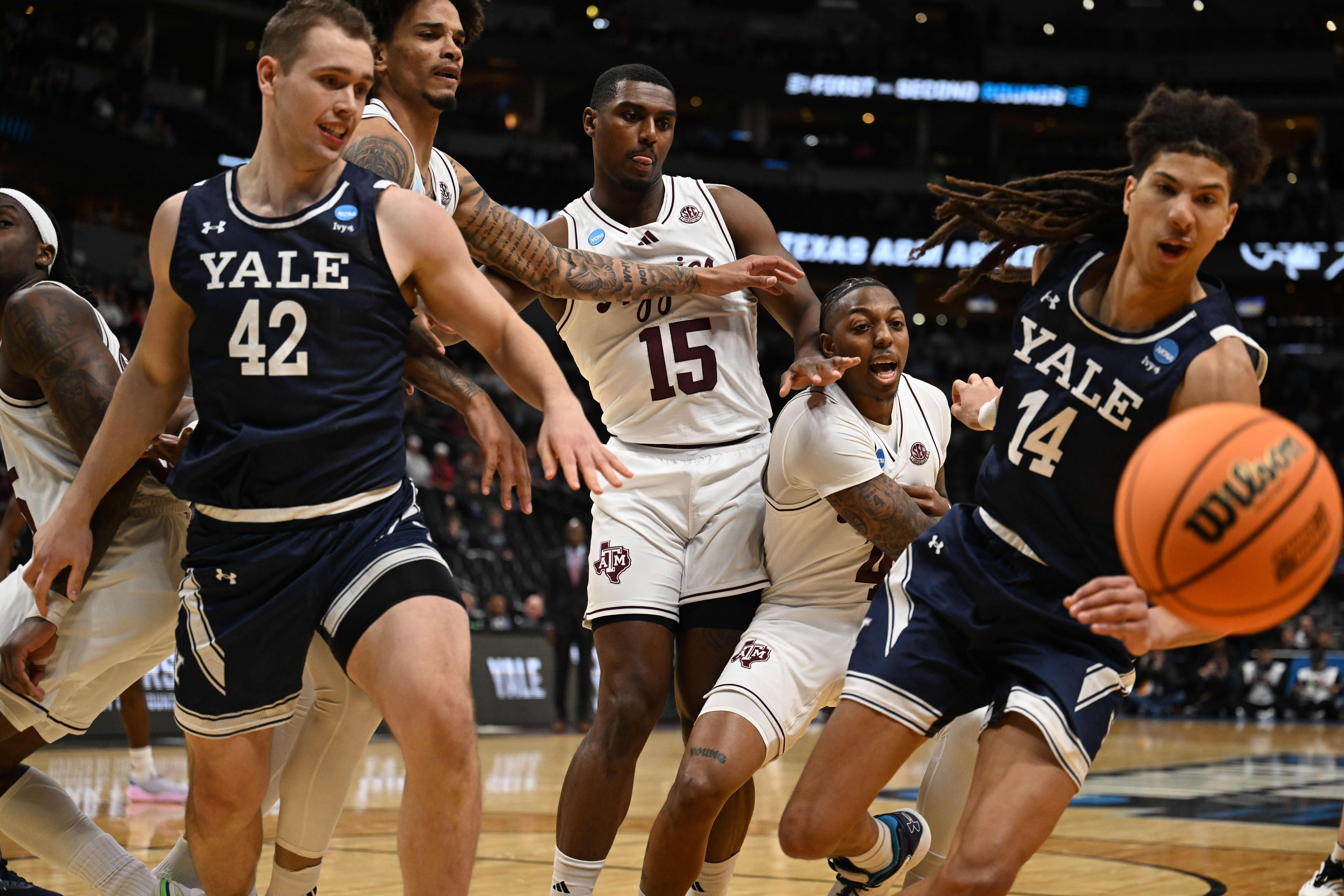 in the first half of the Yale vs Texas A&M game during NCAA March Madness on Thursday, March 20, 2025 (Stephen Swofford, Denver Gazette) (StephenSwoffordPhotographerstephen.swofford@gazette.comhttps://secure.gravatar.com/avatar/1ddcaf11c5d70eaa58546ddc4e038687?d=mm&r=g)