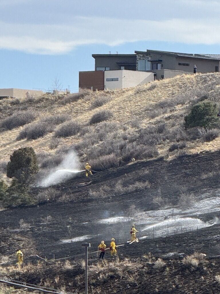 Suspect arrested in fire near Garden of the Gods had active warrant in prior arson case, court records show