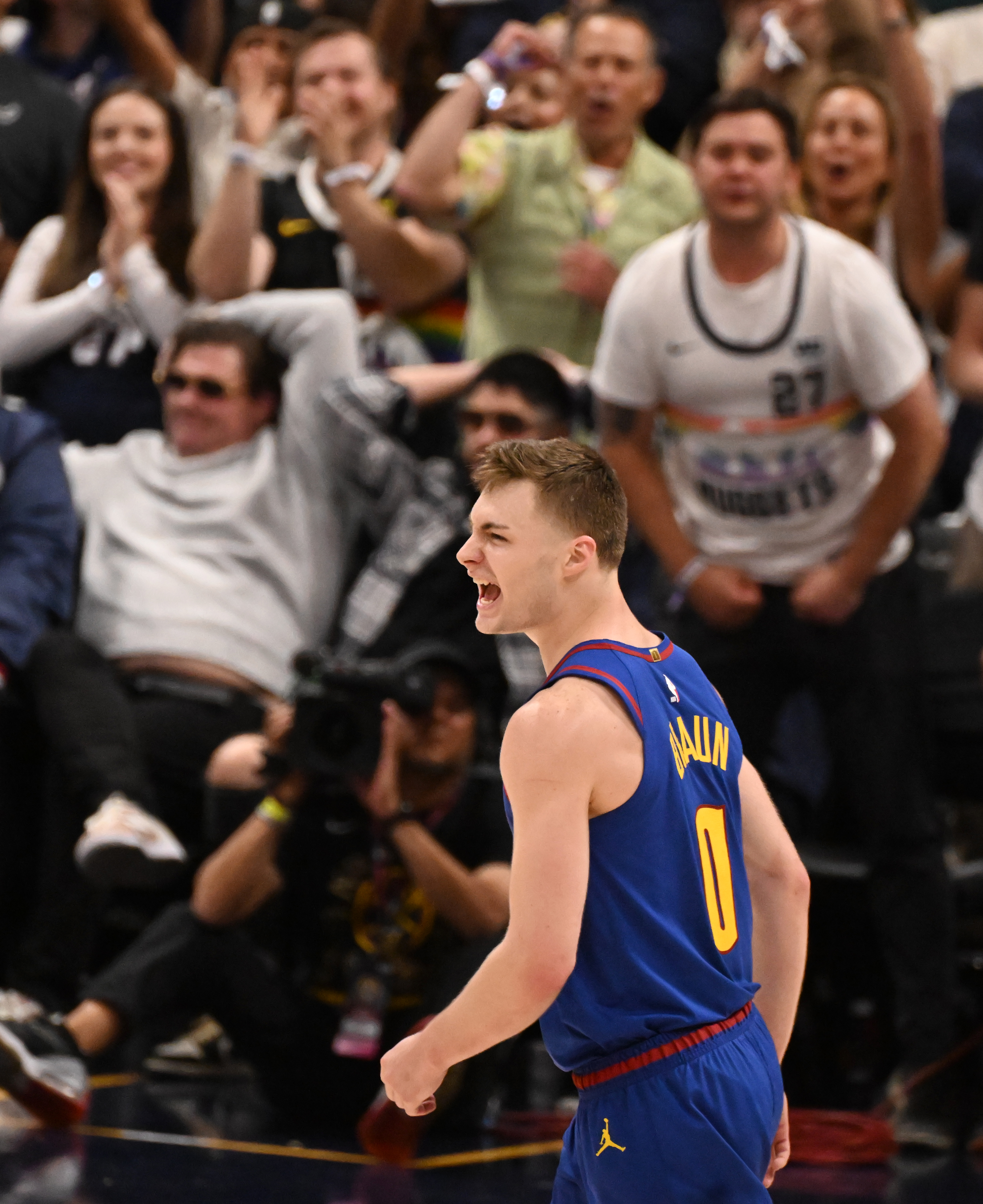 PHOTOS: Nuggets Defeat Clippers in Game 1 112-110