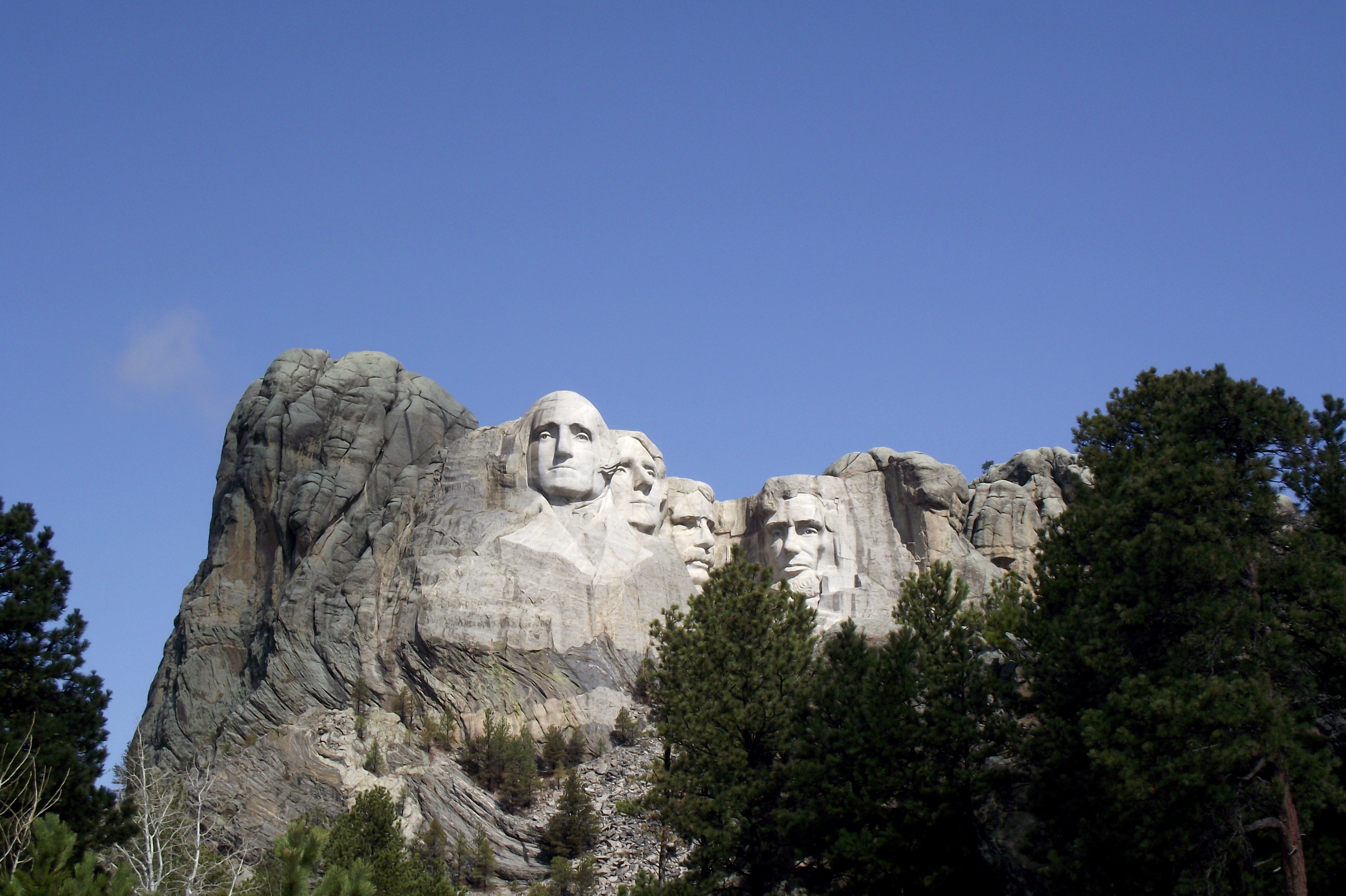 MOUNT RUSHMORE NATIONAL MEMORIAL