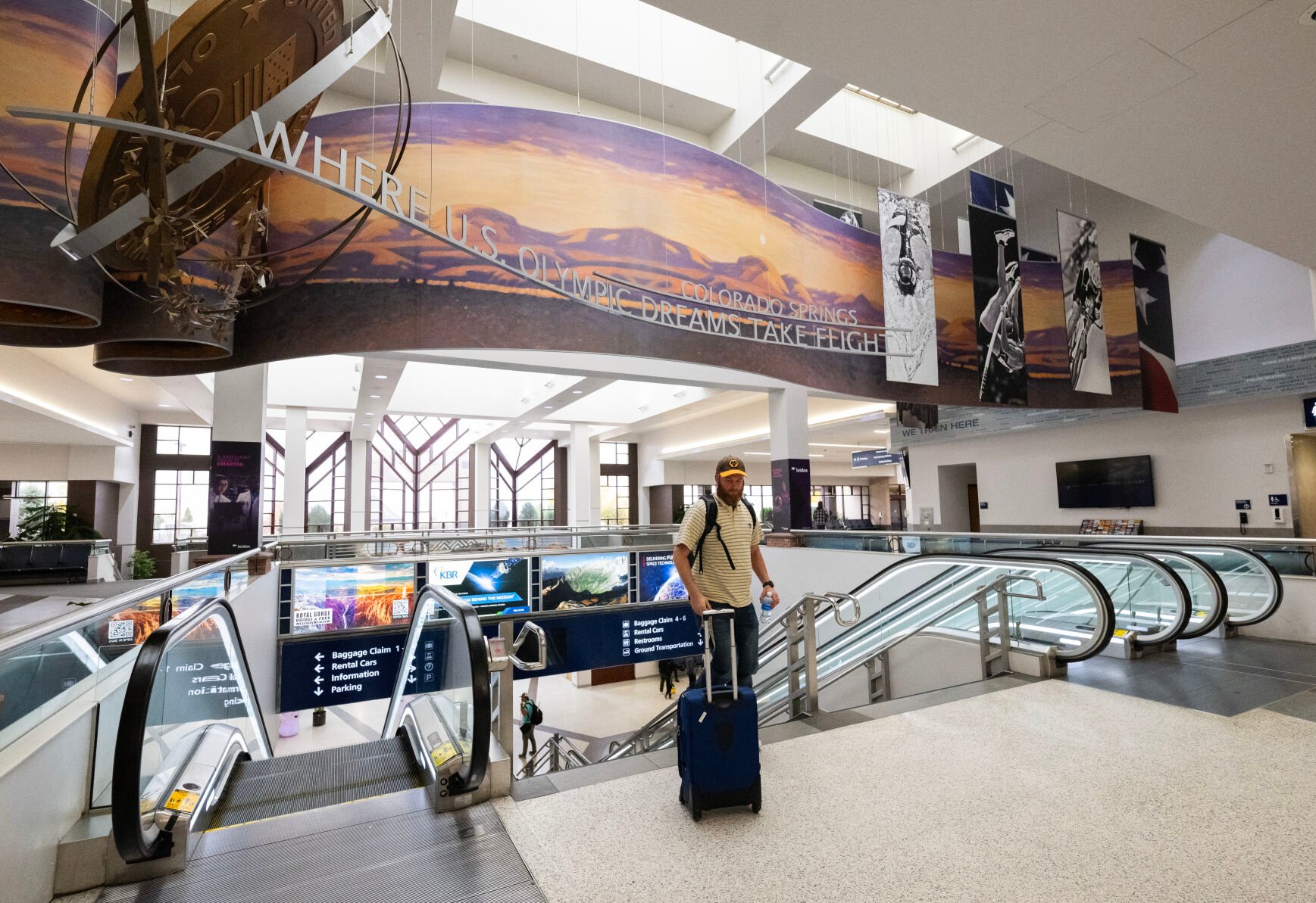 Spring storms cause flight delays at Denver and Colorado Springs Airports