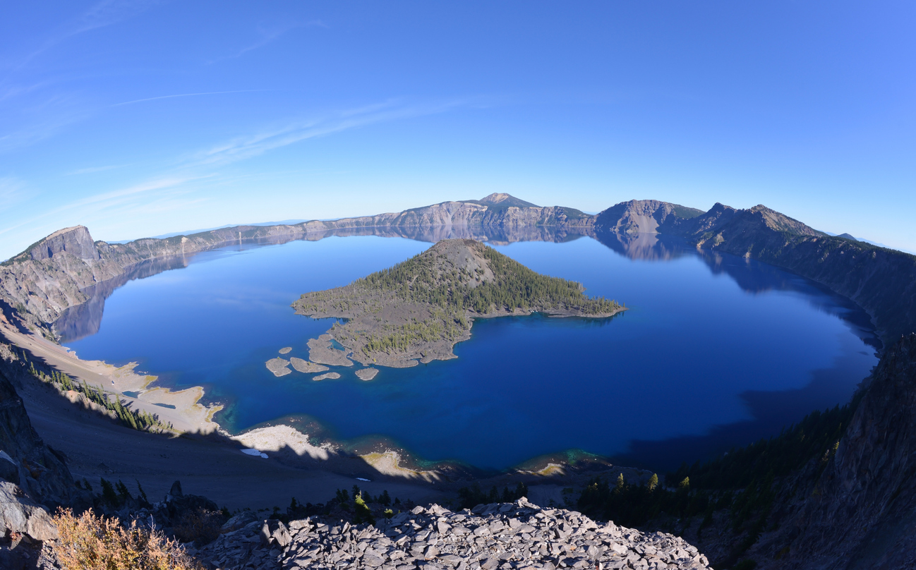 Crater Lake, Oregon. Photo Credit: andyKRAKOVSKI (iStock). (andyKRAKOVSKI)
